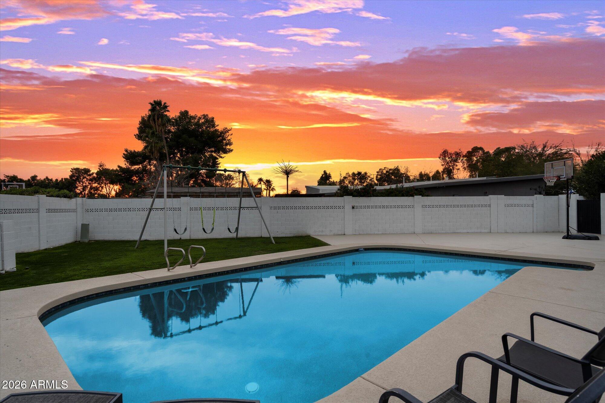 5429 E BLOOMFIELD Road