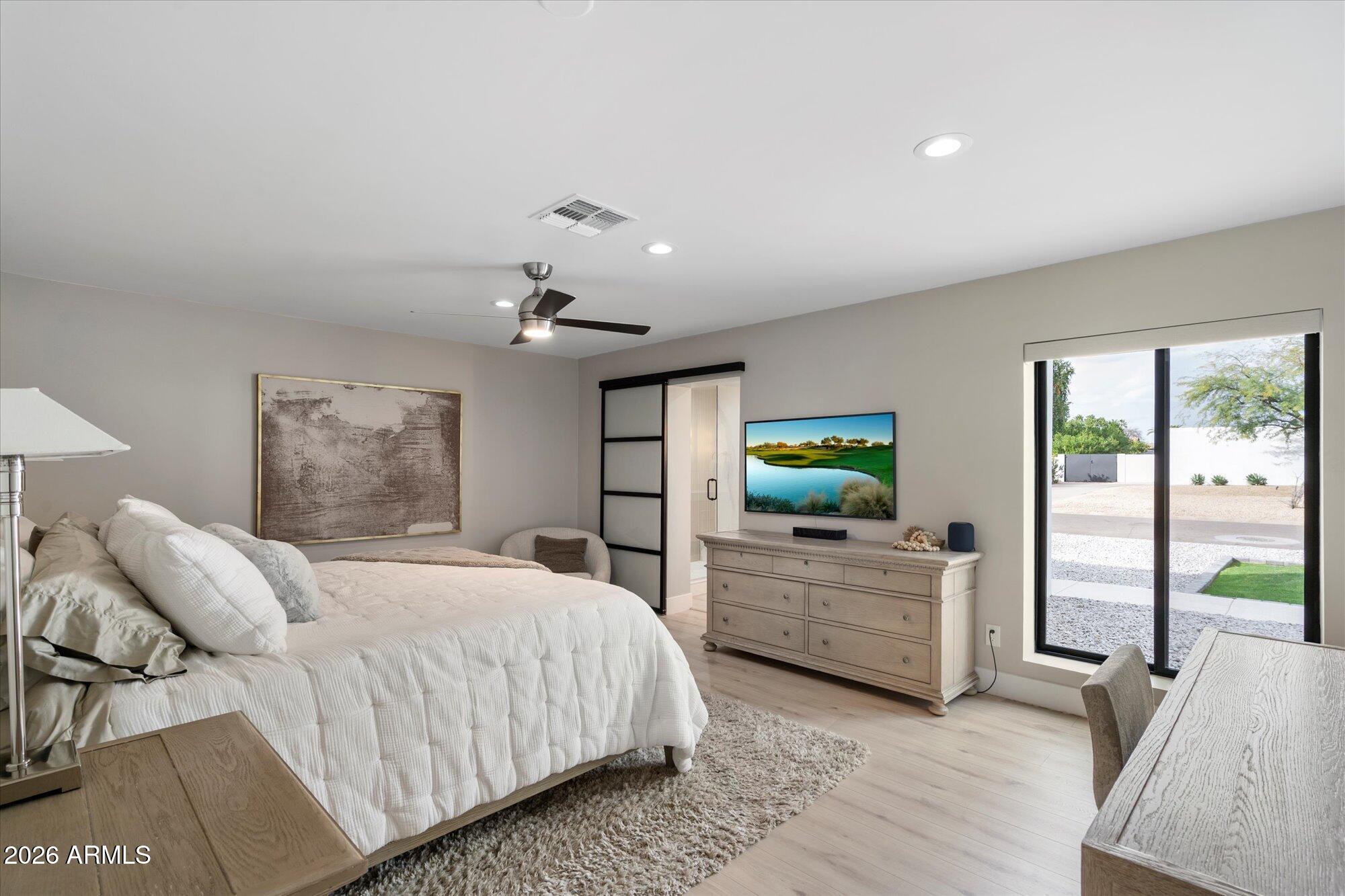 5429 E BLOOMFIELD Road