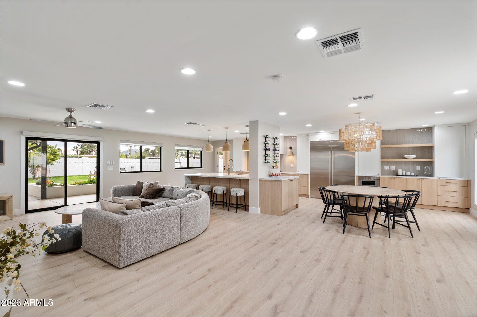 5429 E BLOOMFIELD Road