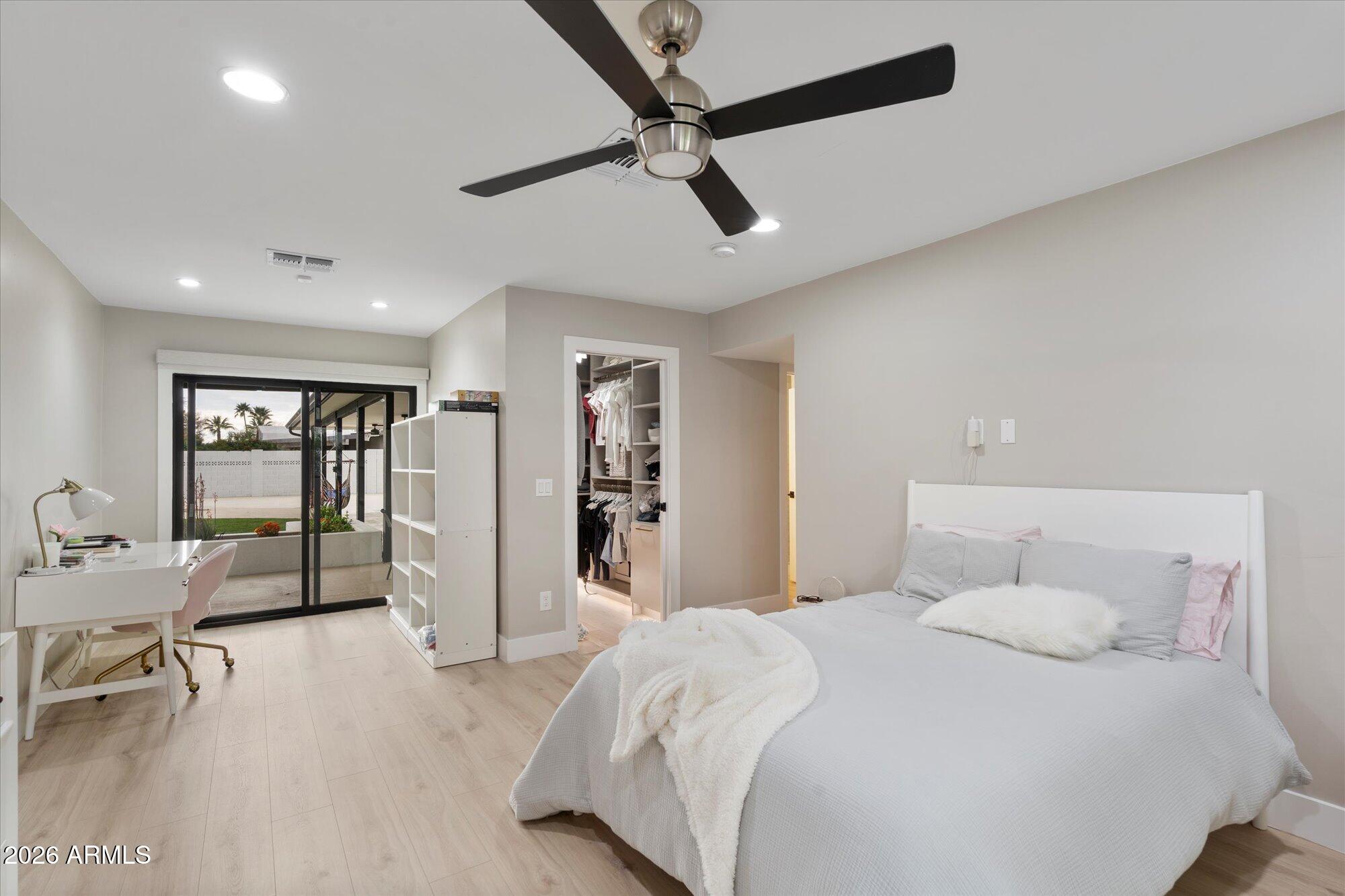 5429 E BLOOMFIELD Road