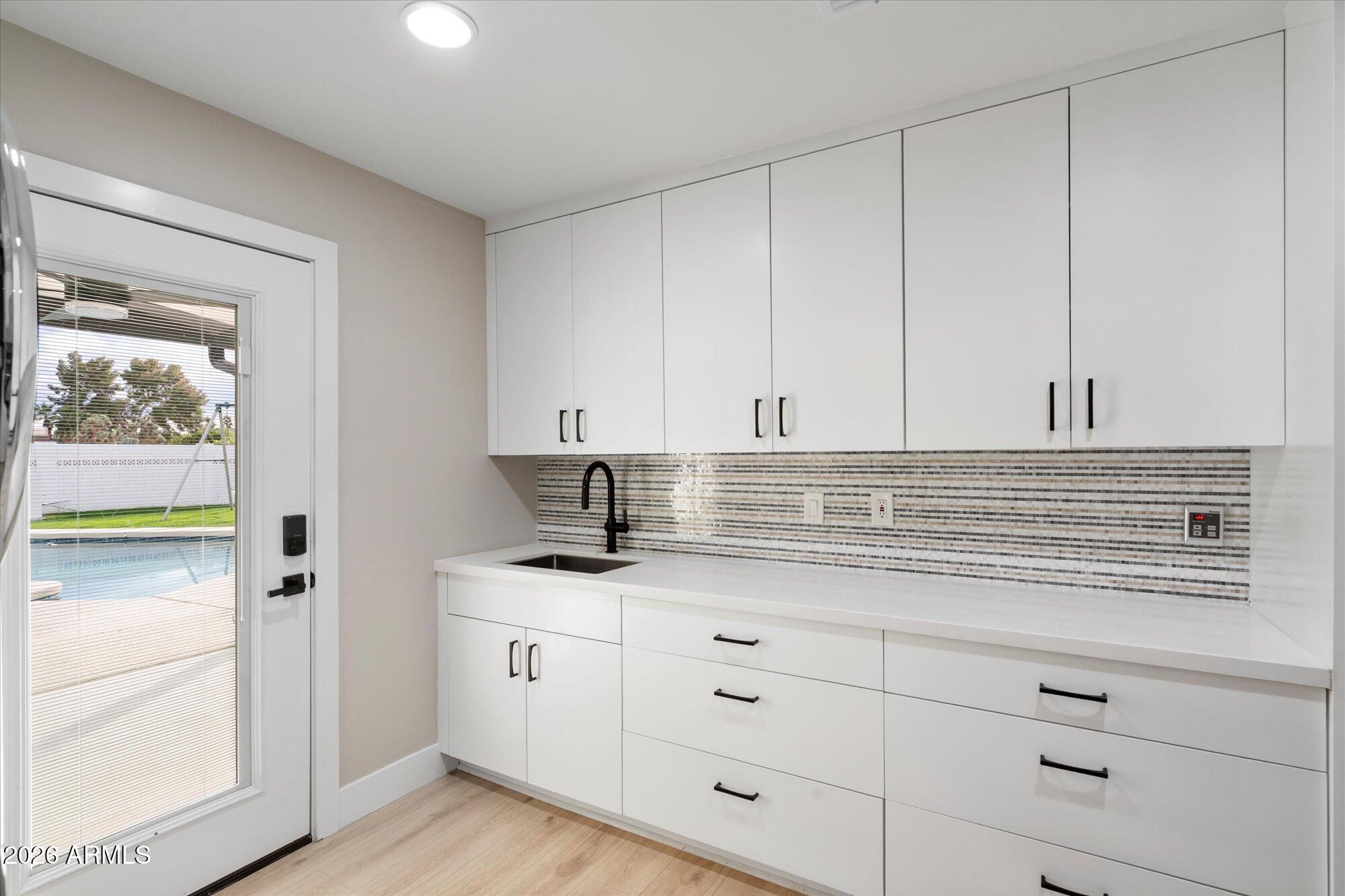 5429 E BLOOMFIELD Road