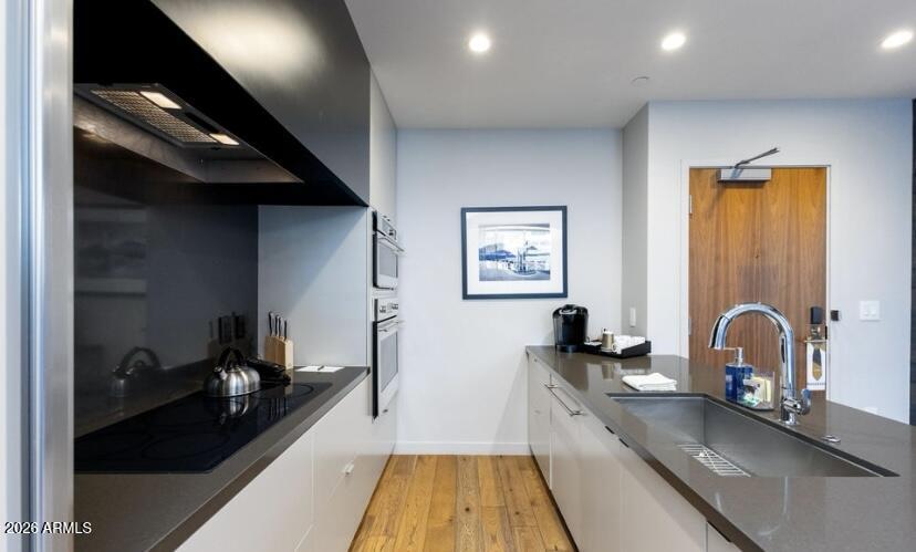 5455 E LINCOLN Drive 2001