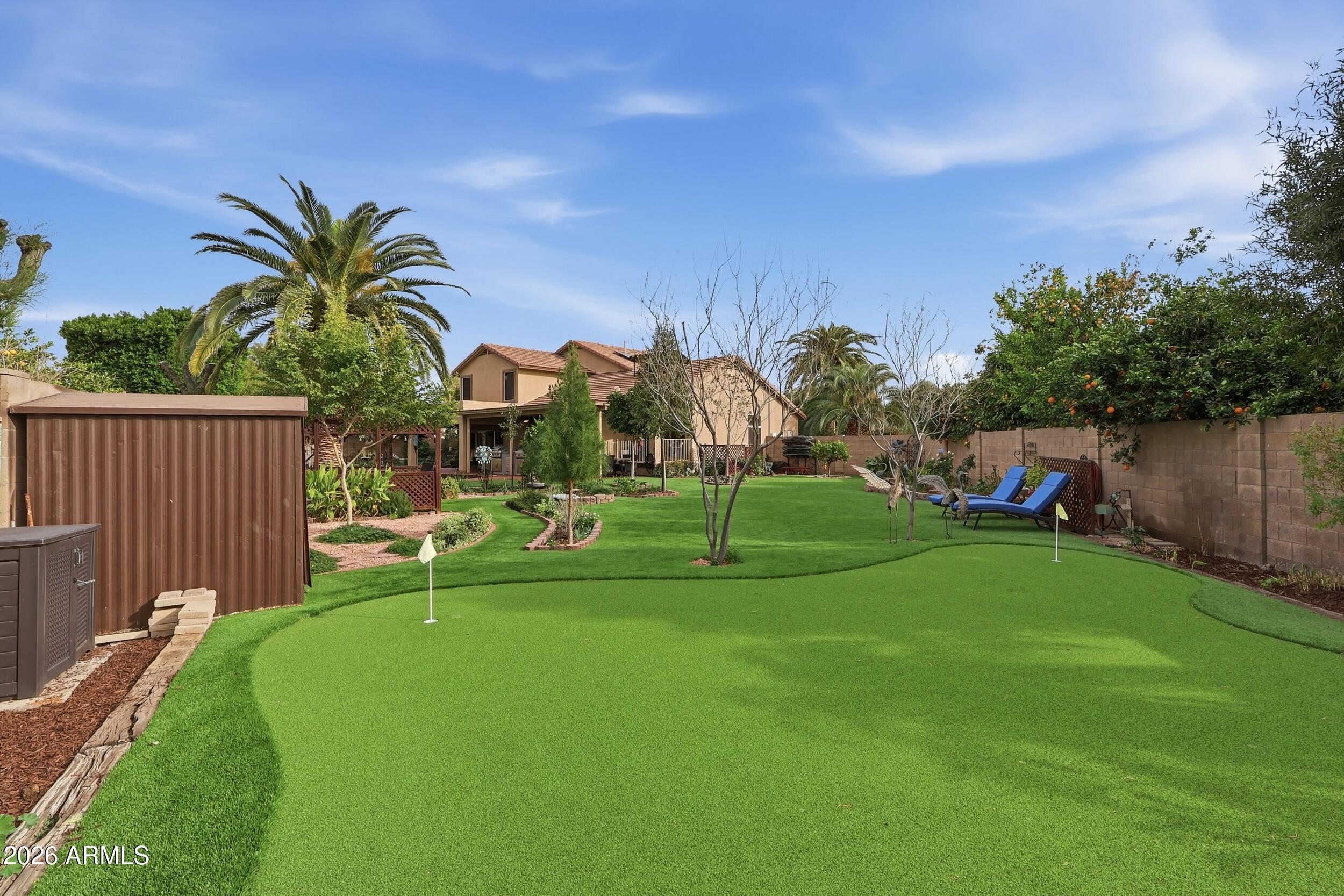 1802 S BRENTWOOD Place