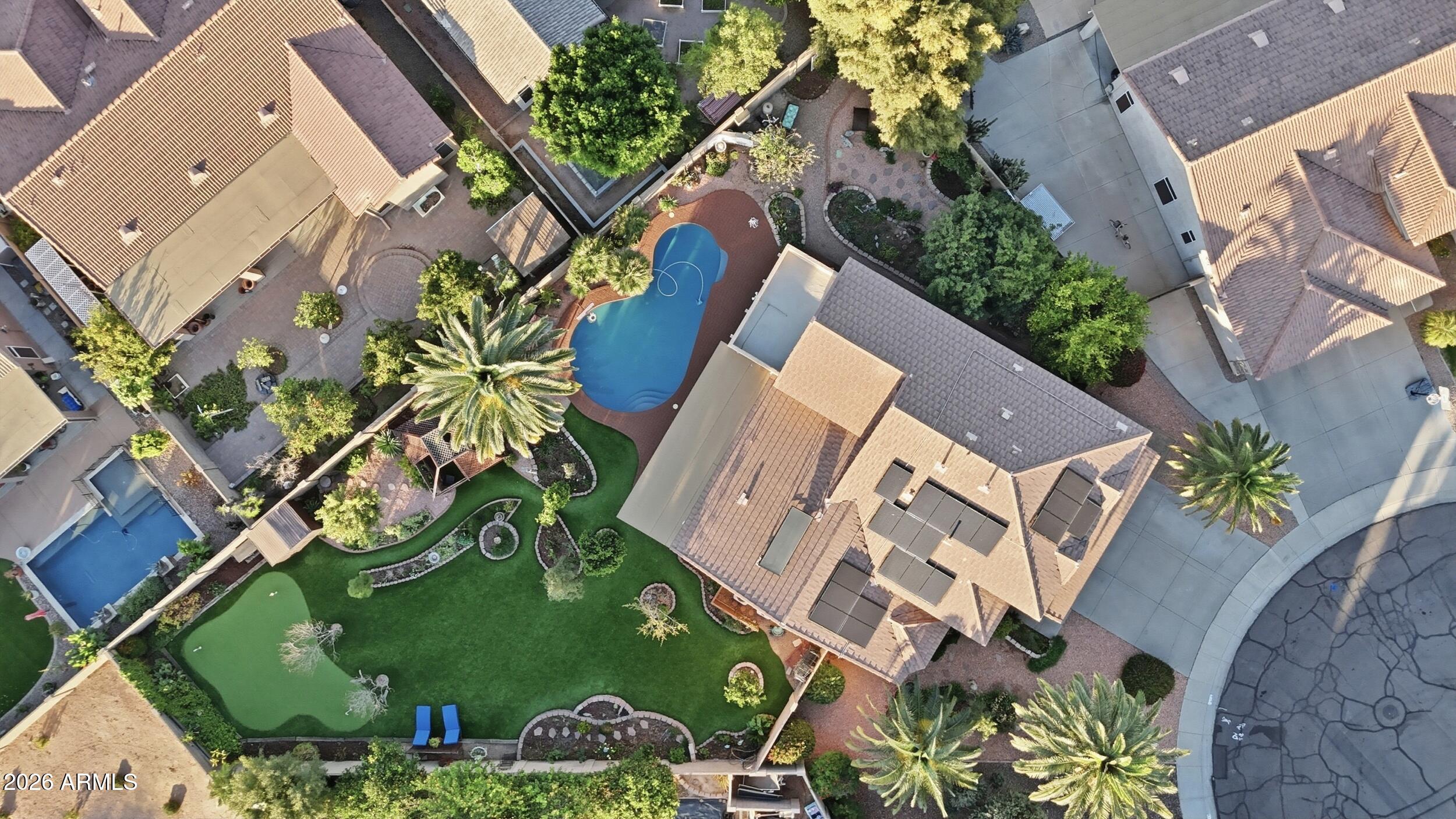 1802 S BRENTWOOD Place