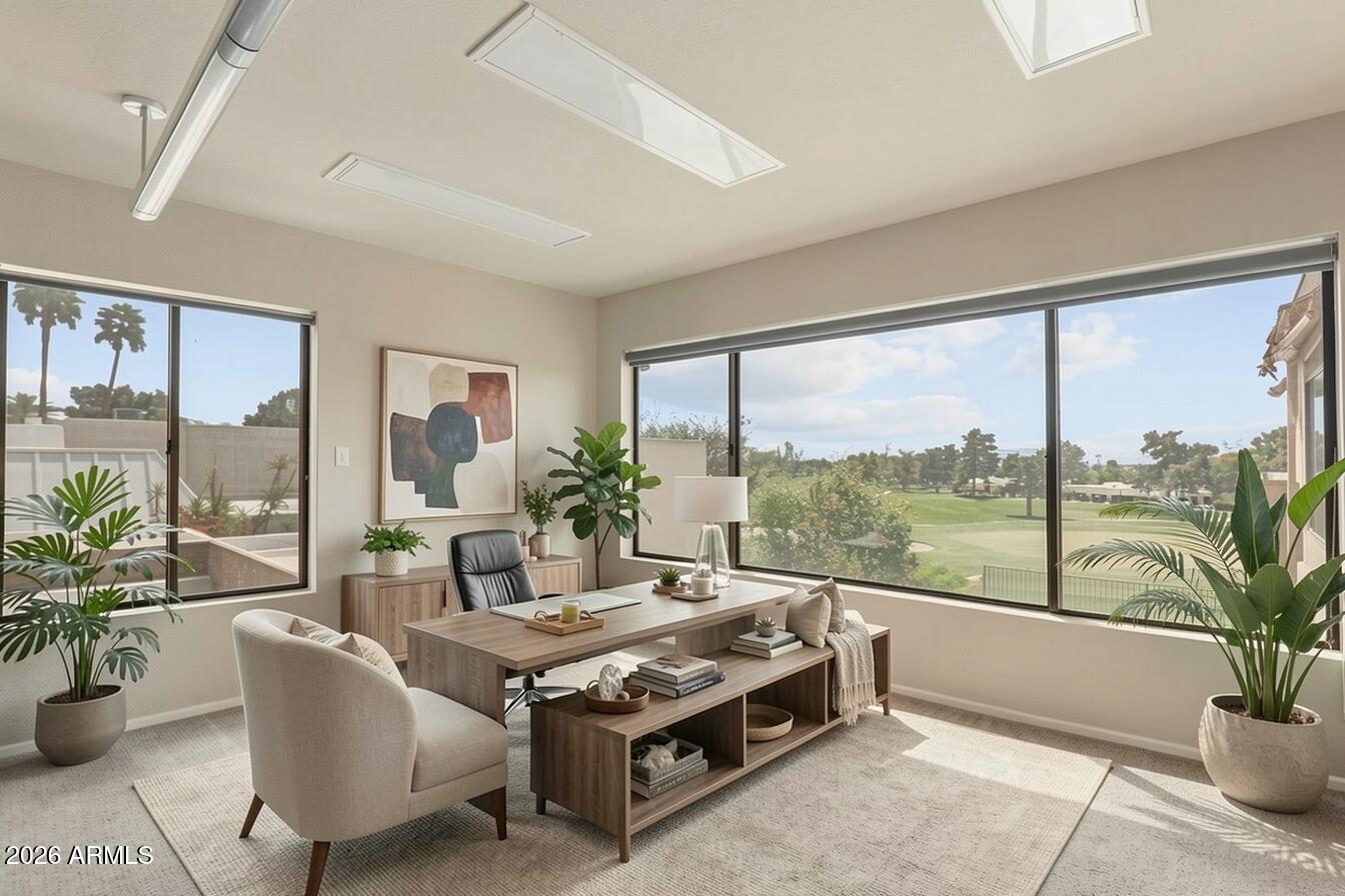 3033 E CLAREMONT Avenue