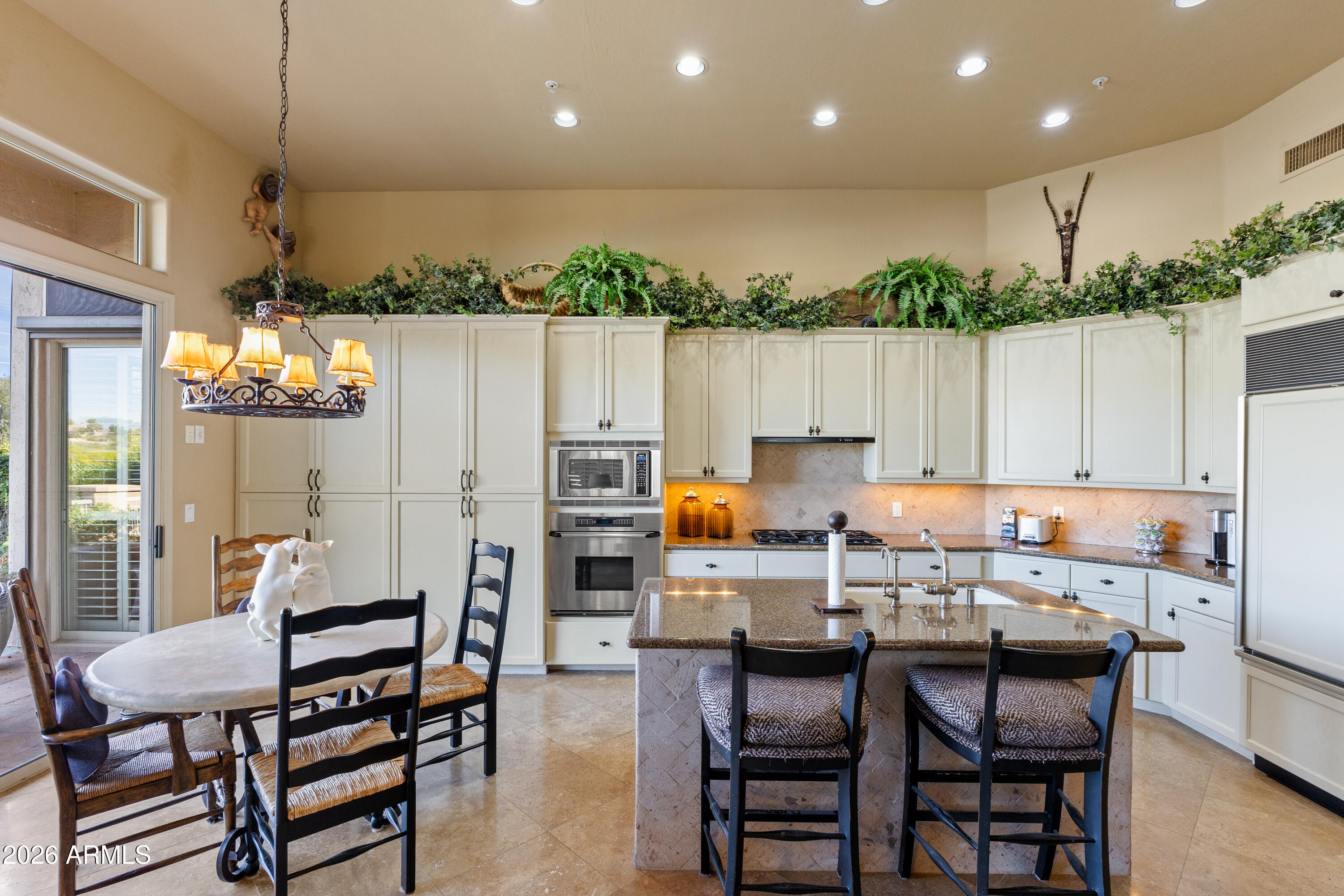 10180 E COCHISE Drive