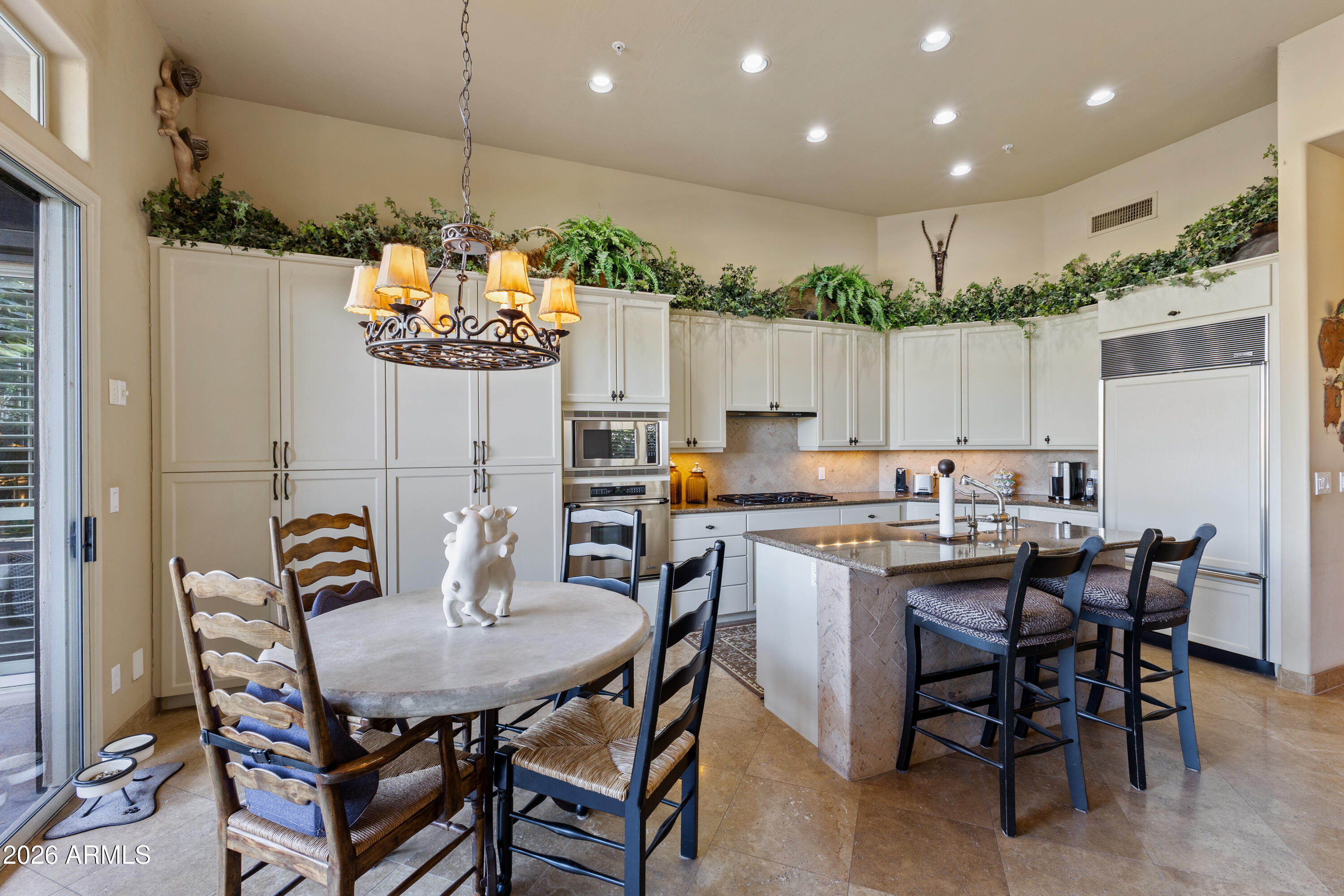 10180 E COCHISE Drive