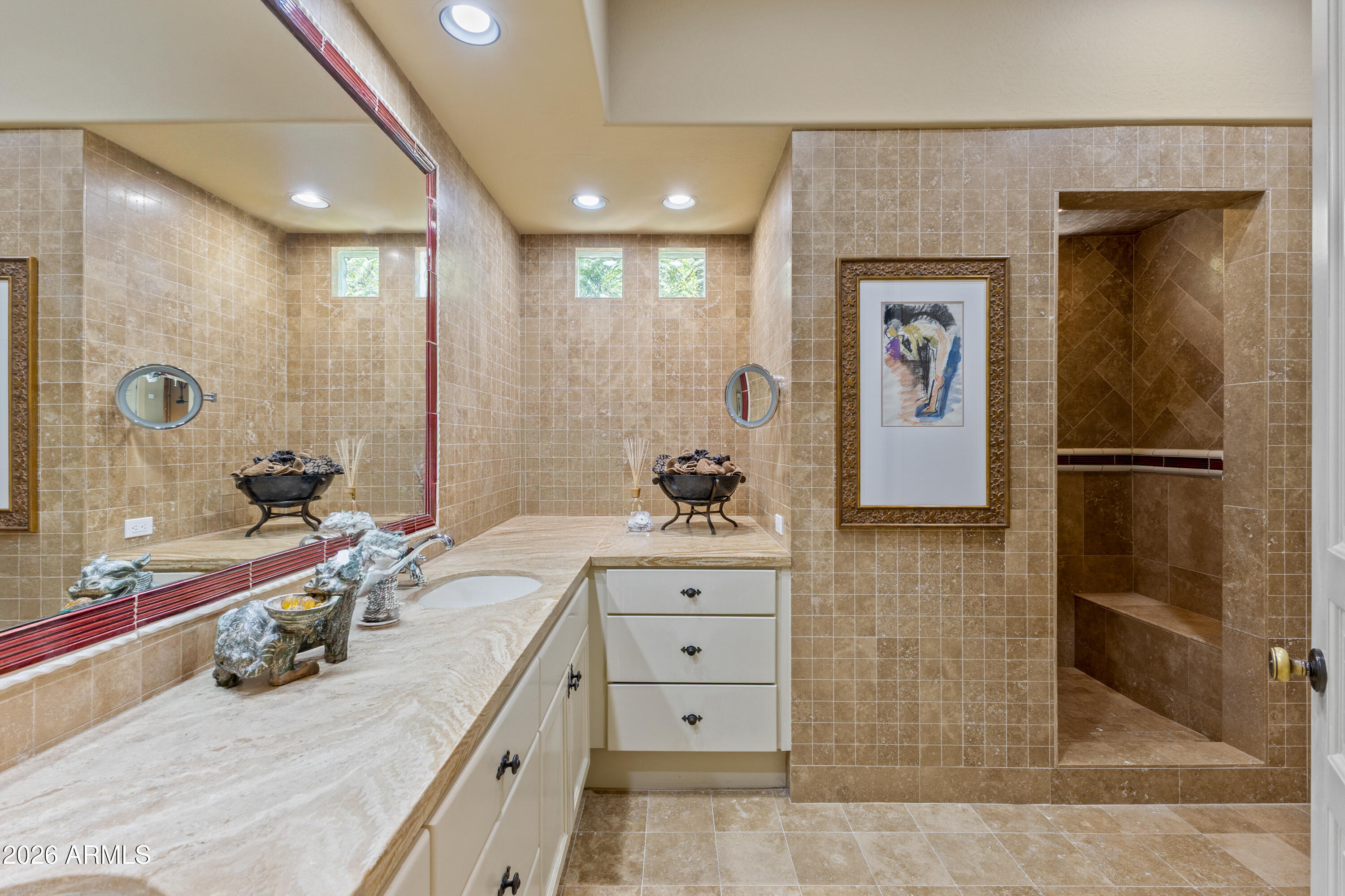 10180 E COCHISE Drive