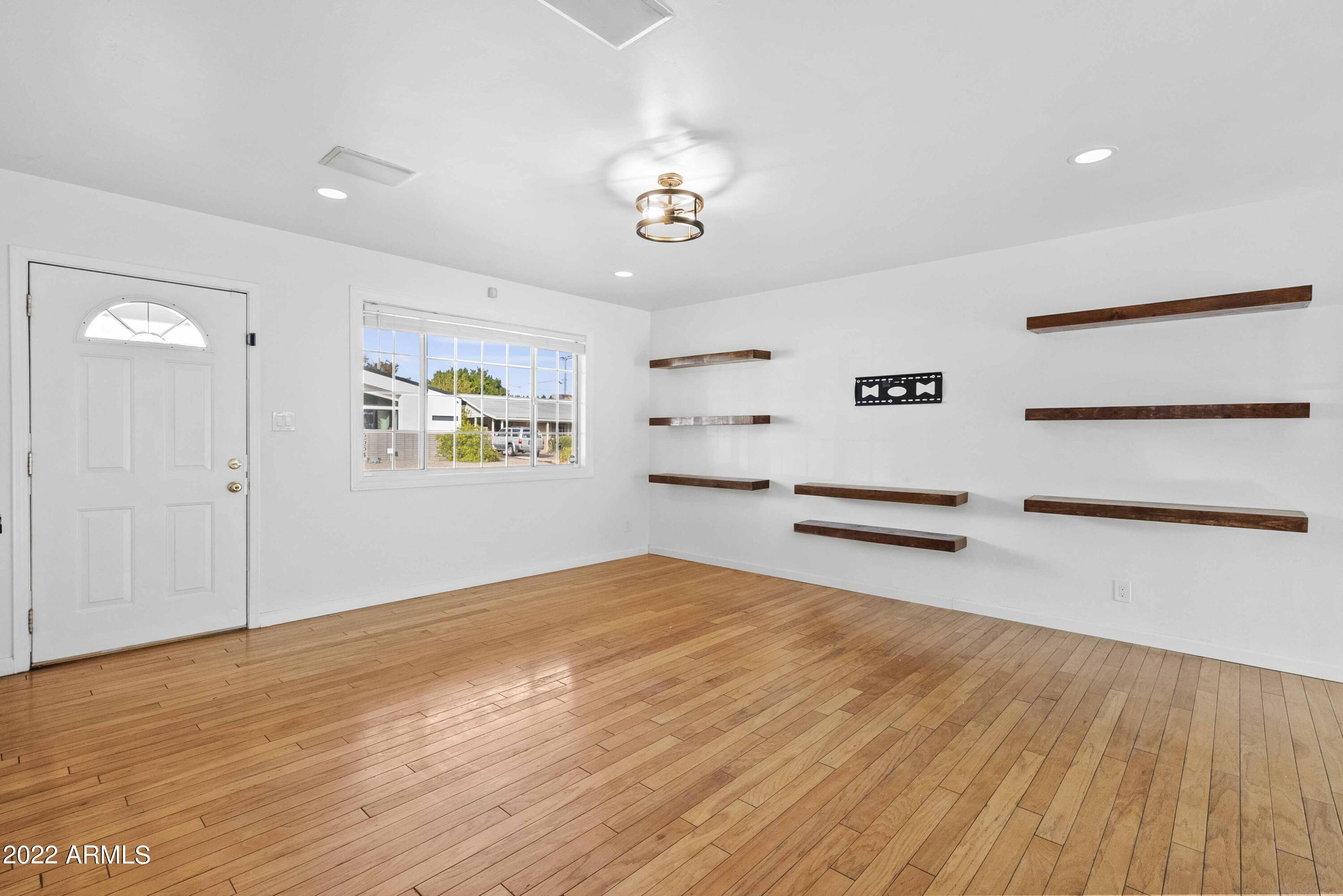 6551 E 5TH Street