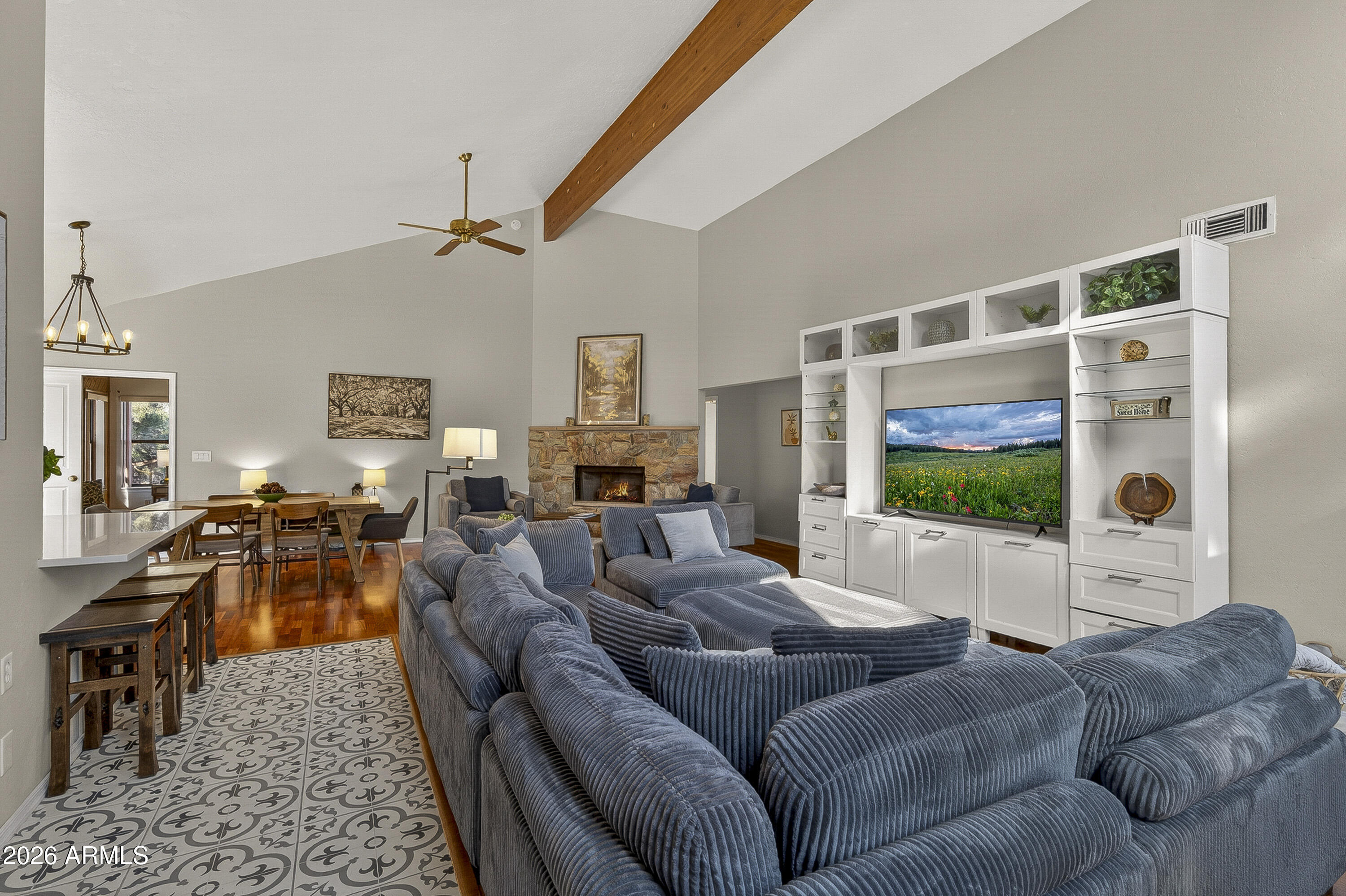 4172 E Broken Rock Loop