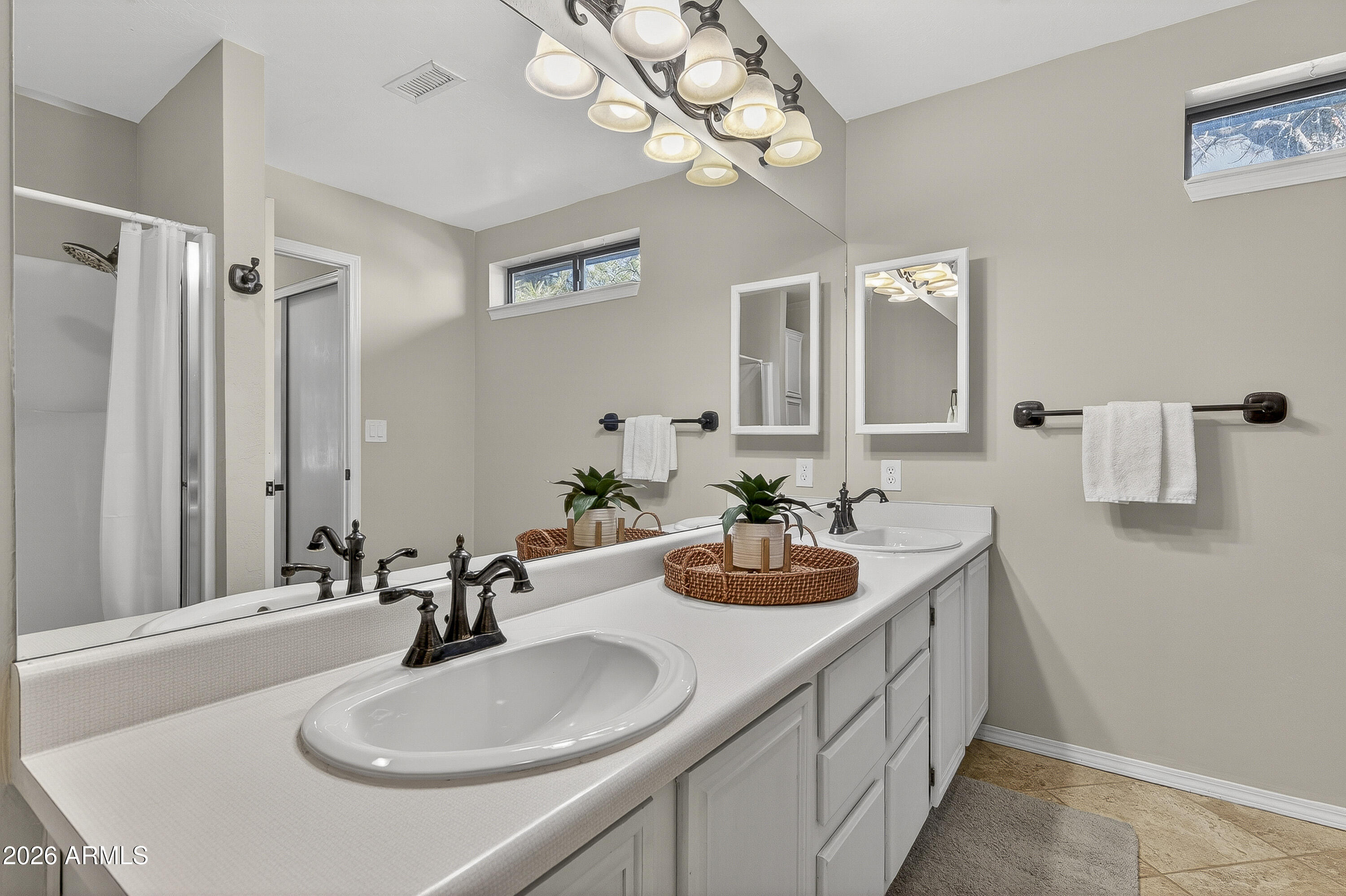 4172 E Broken Rock Loop