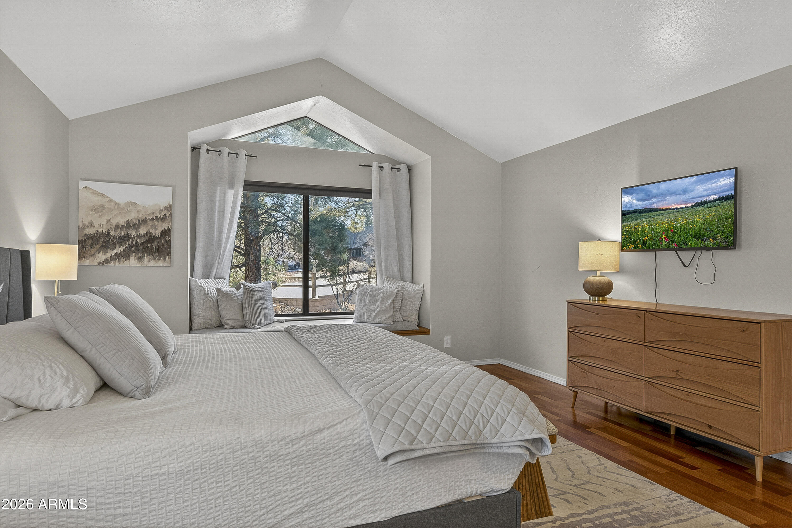 4172 E Broken Rock Loop