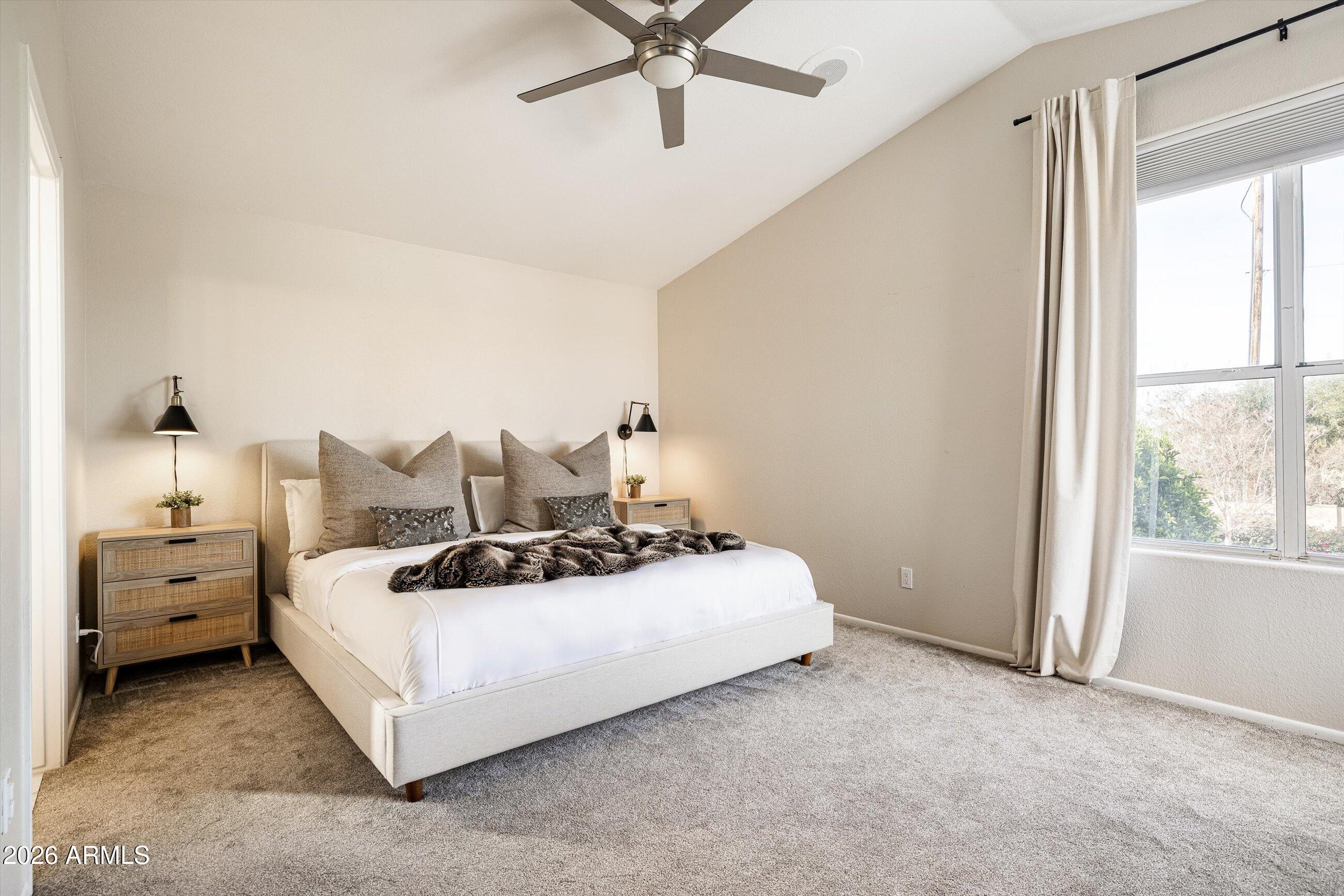 4758 E CHARLESTON Avenue