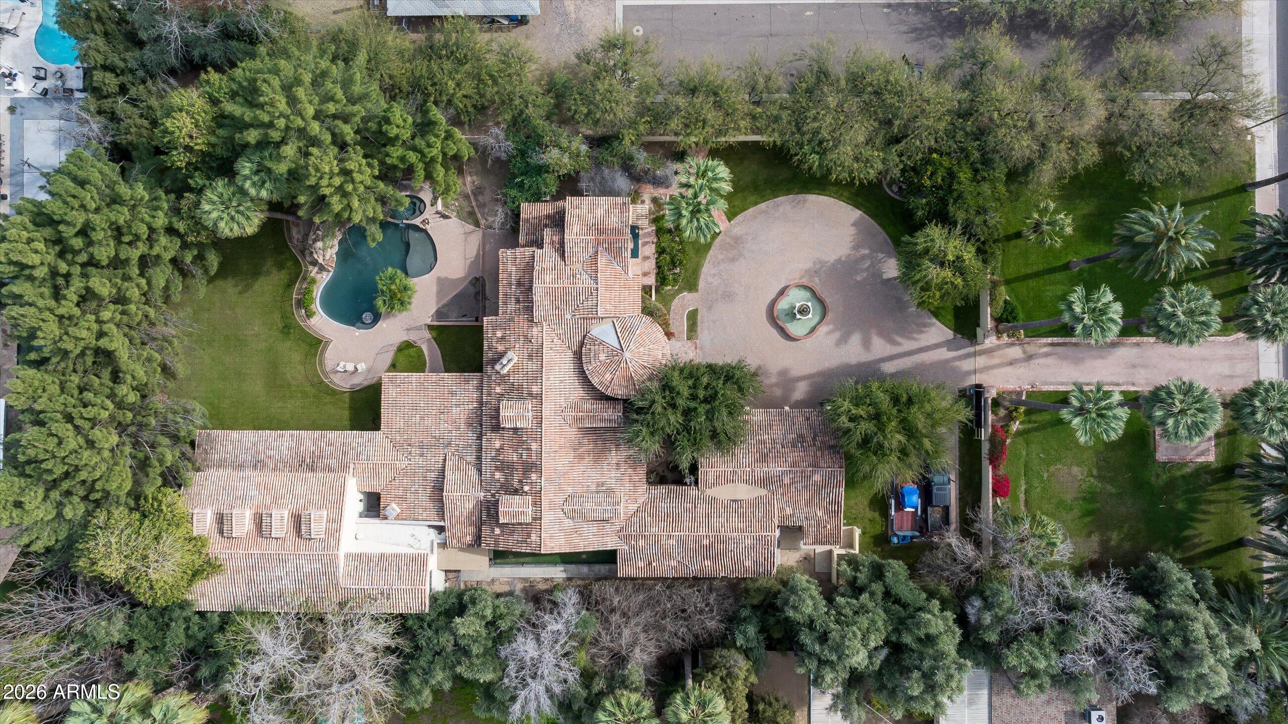 30 E Glendale Avenue