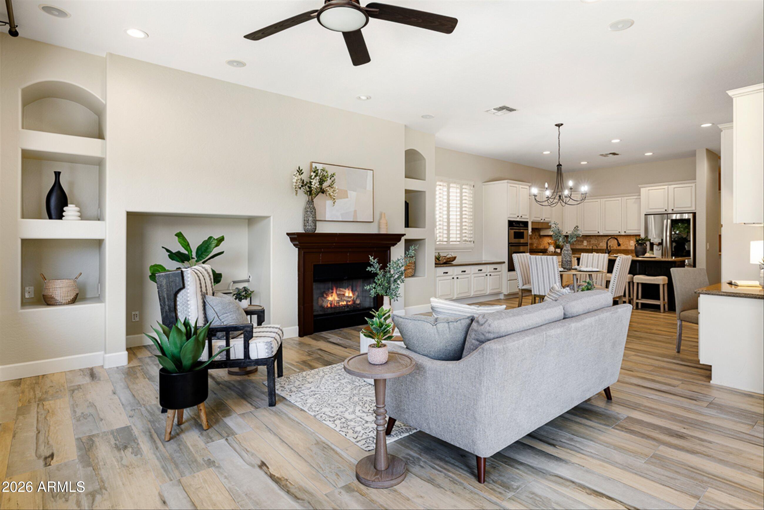 1613 W KAIBAB Drive