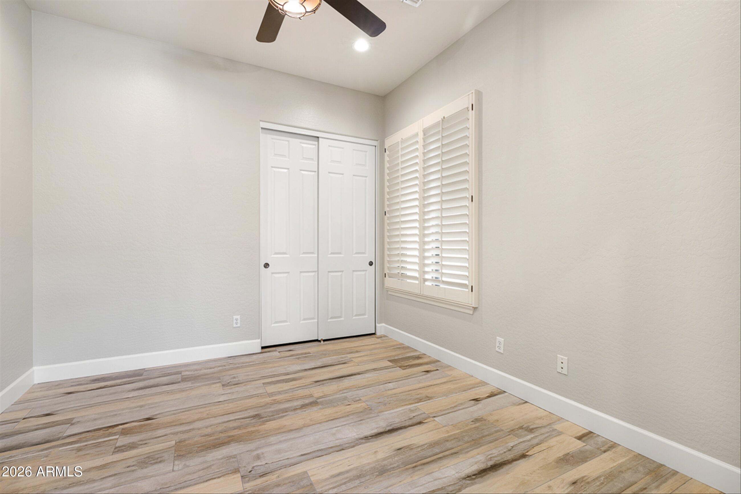 1613 W KAIBAB Drive