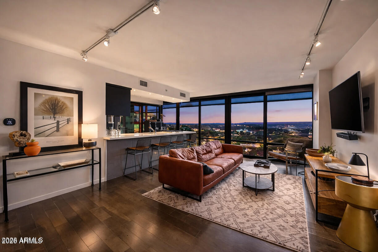 4808 N 24TH Street 907