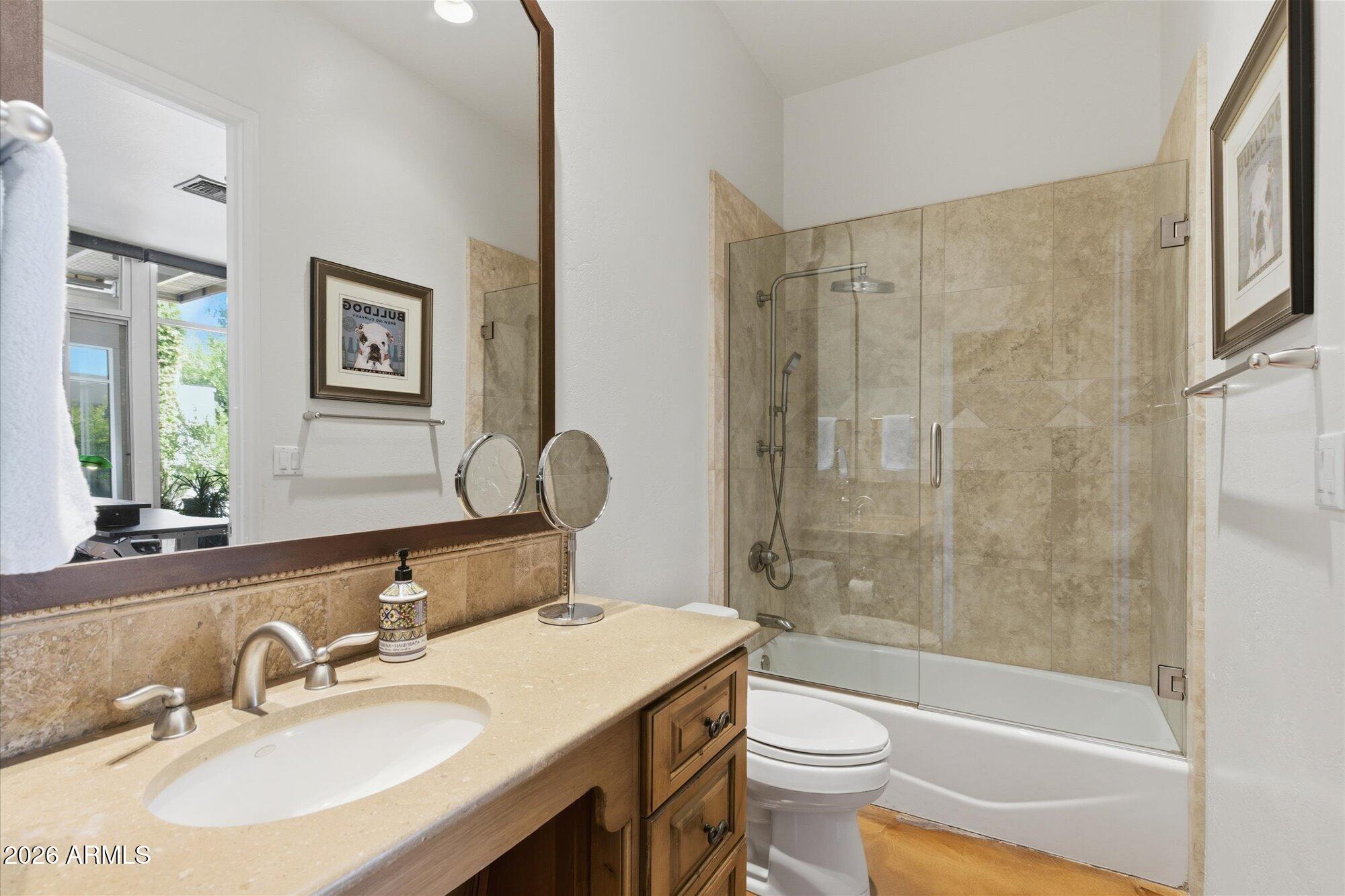 5652 N SCOTTSDALE Road