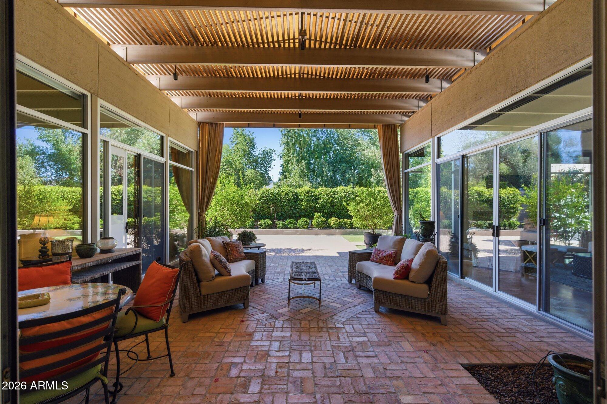 5652 N SCOTTSDALE Road