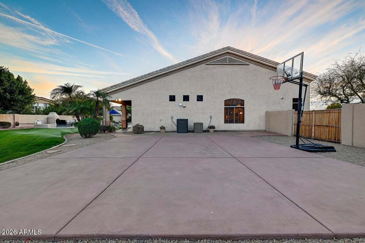 7599 E TAILSPIN Lane