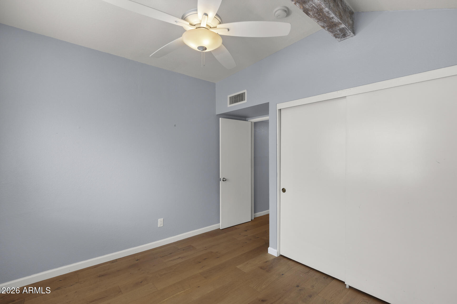 1331 E NORTHSHORE Drive