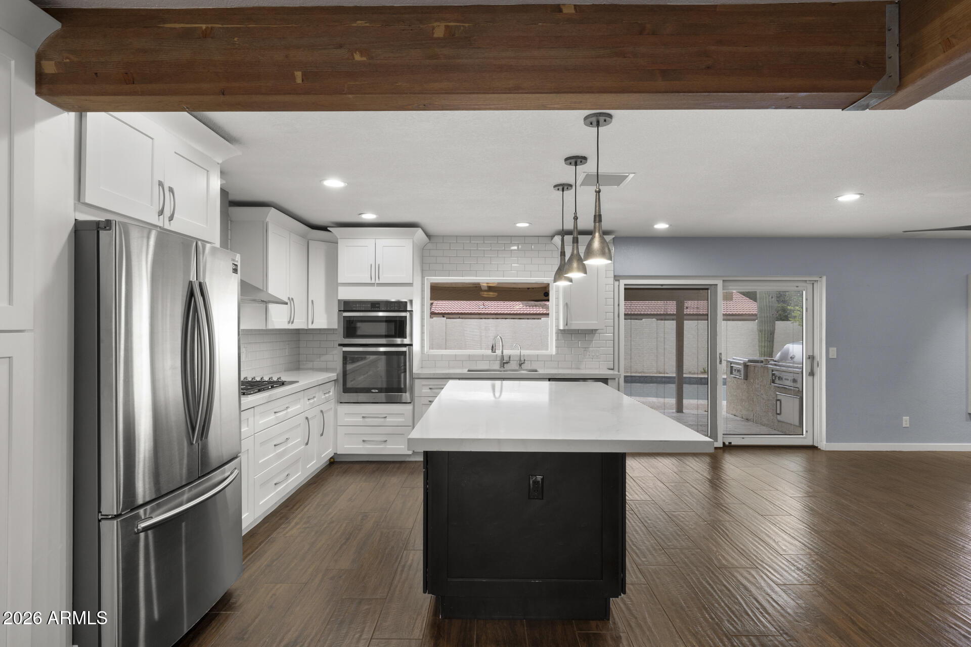 1331 E NORTHSHORE Drive