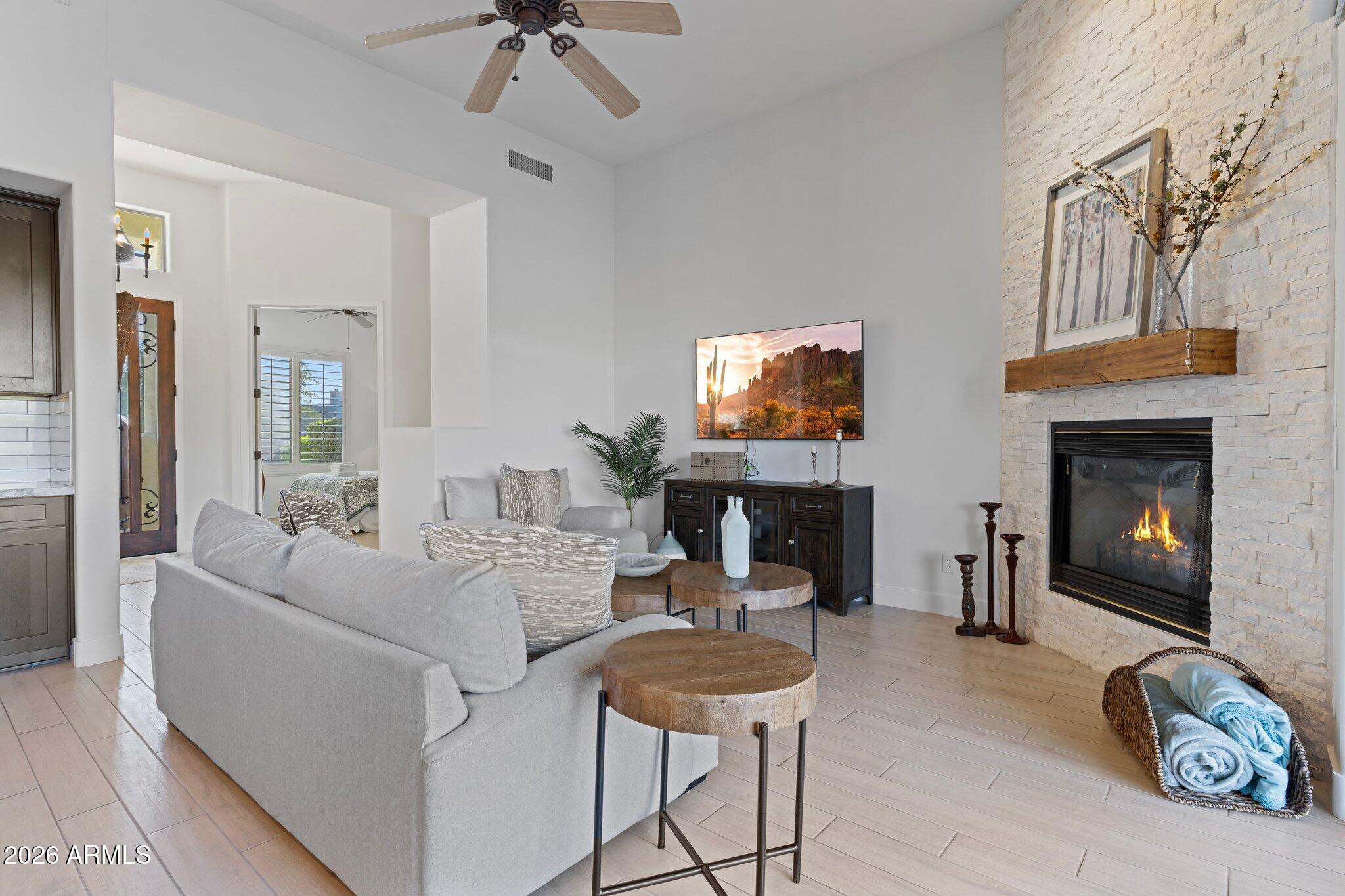 11302 E WHITE FEATHER Lane