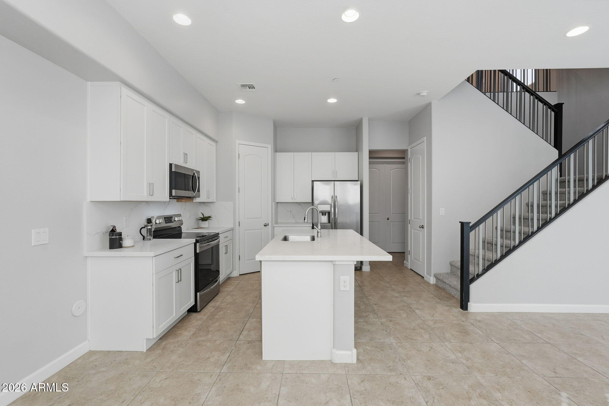 3741 E CATALINA Drive