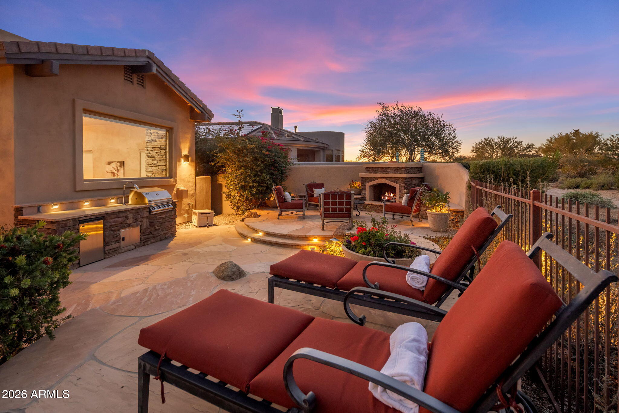 9290 E THOMPSON PEAK Parkway 228