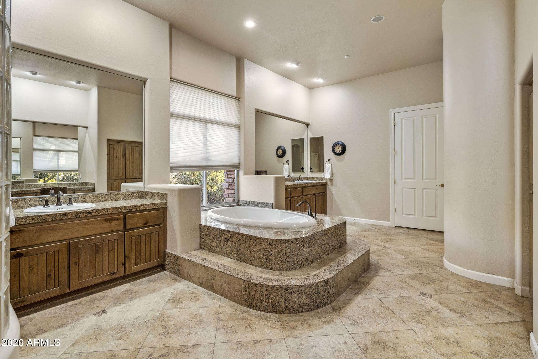 9290 E THOMPSON PEAK Parkway 228