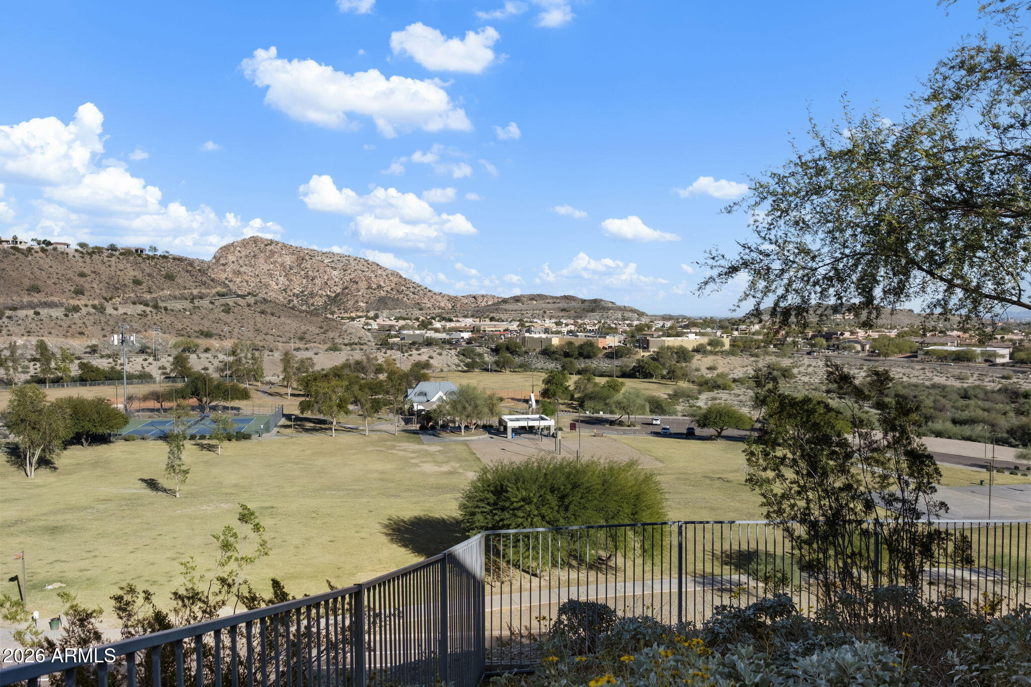 785 E WINDMERE Drive