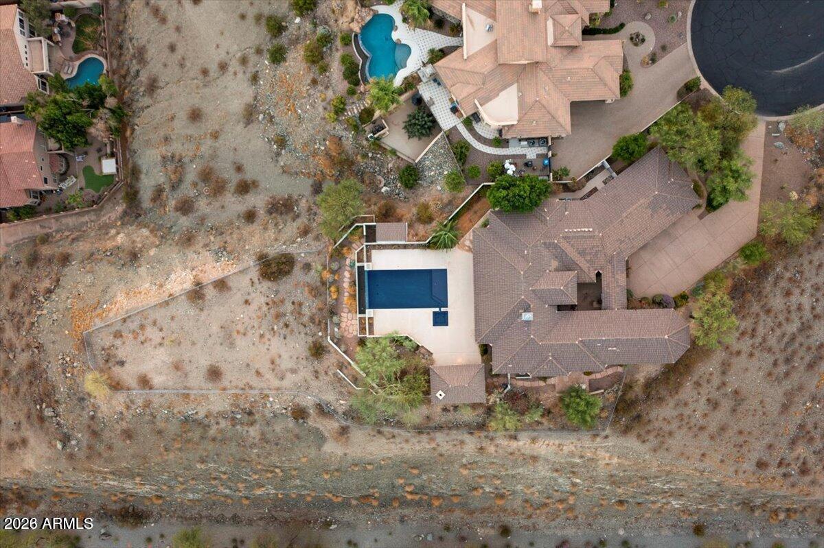 785 E WINDMERE Drive