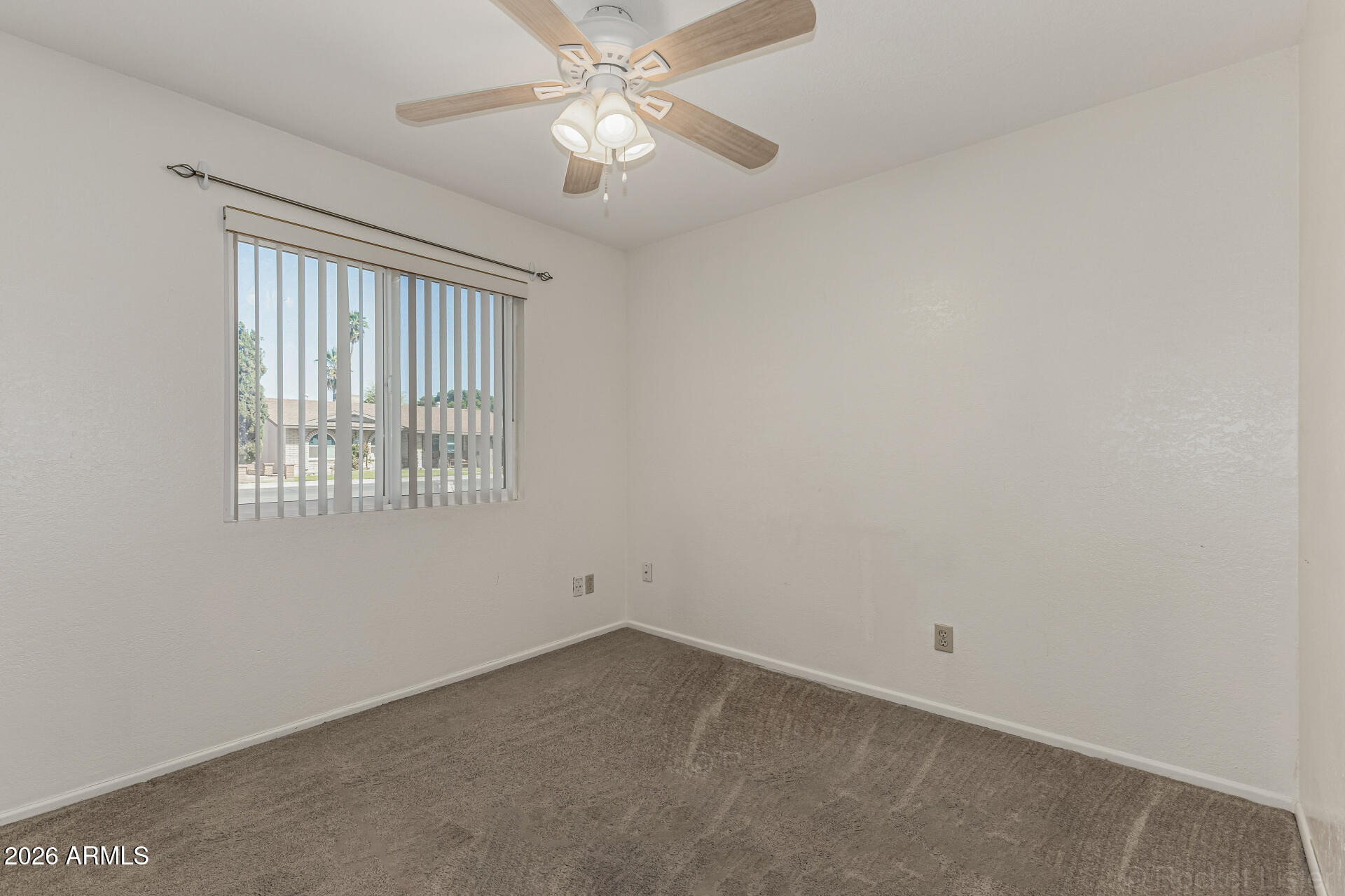 1241 W LAREDO Street