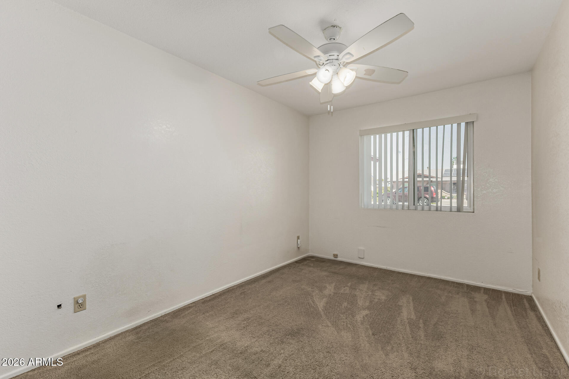1241 W LAREDO Street