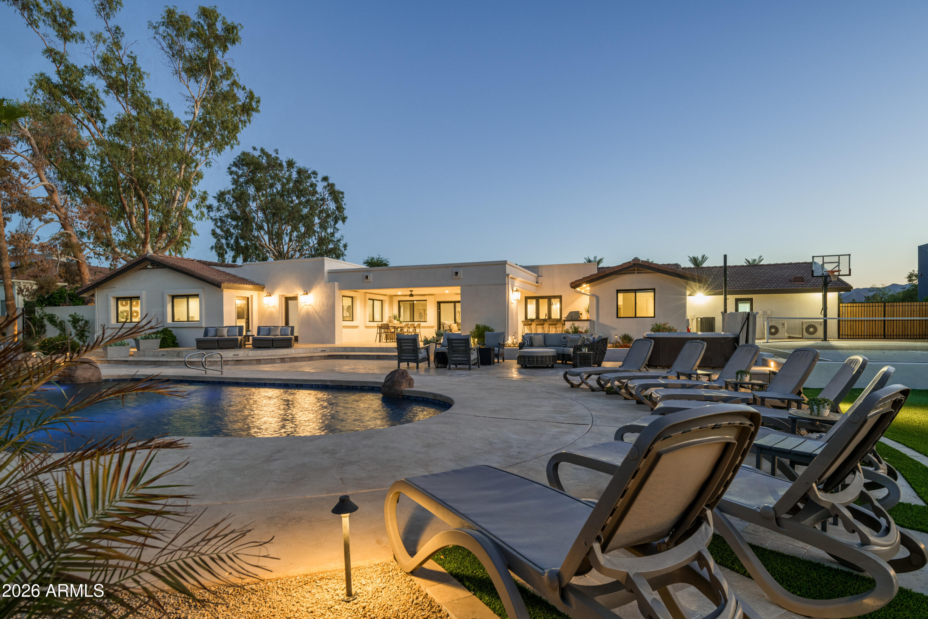 9833 E DESERT COVE Avenue