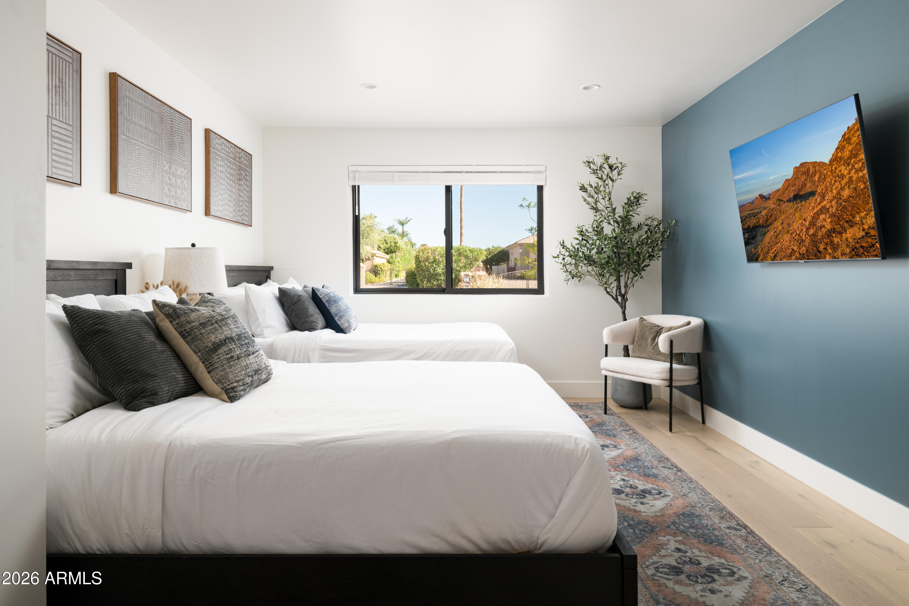 9833 E DESERT COVE Avenue