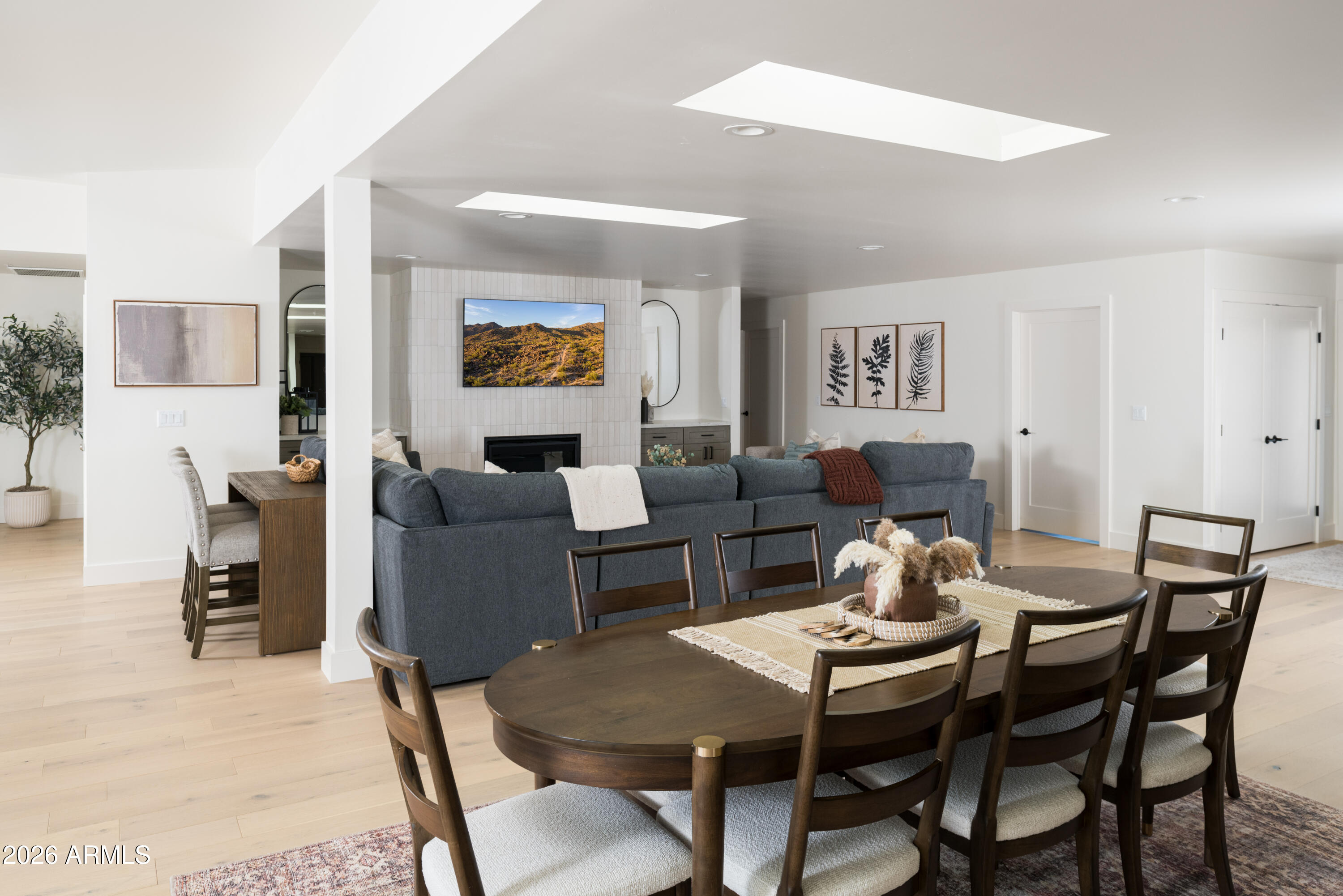 9833 E DESERT COVE Avenue