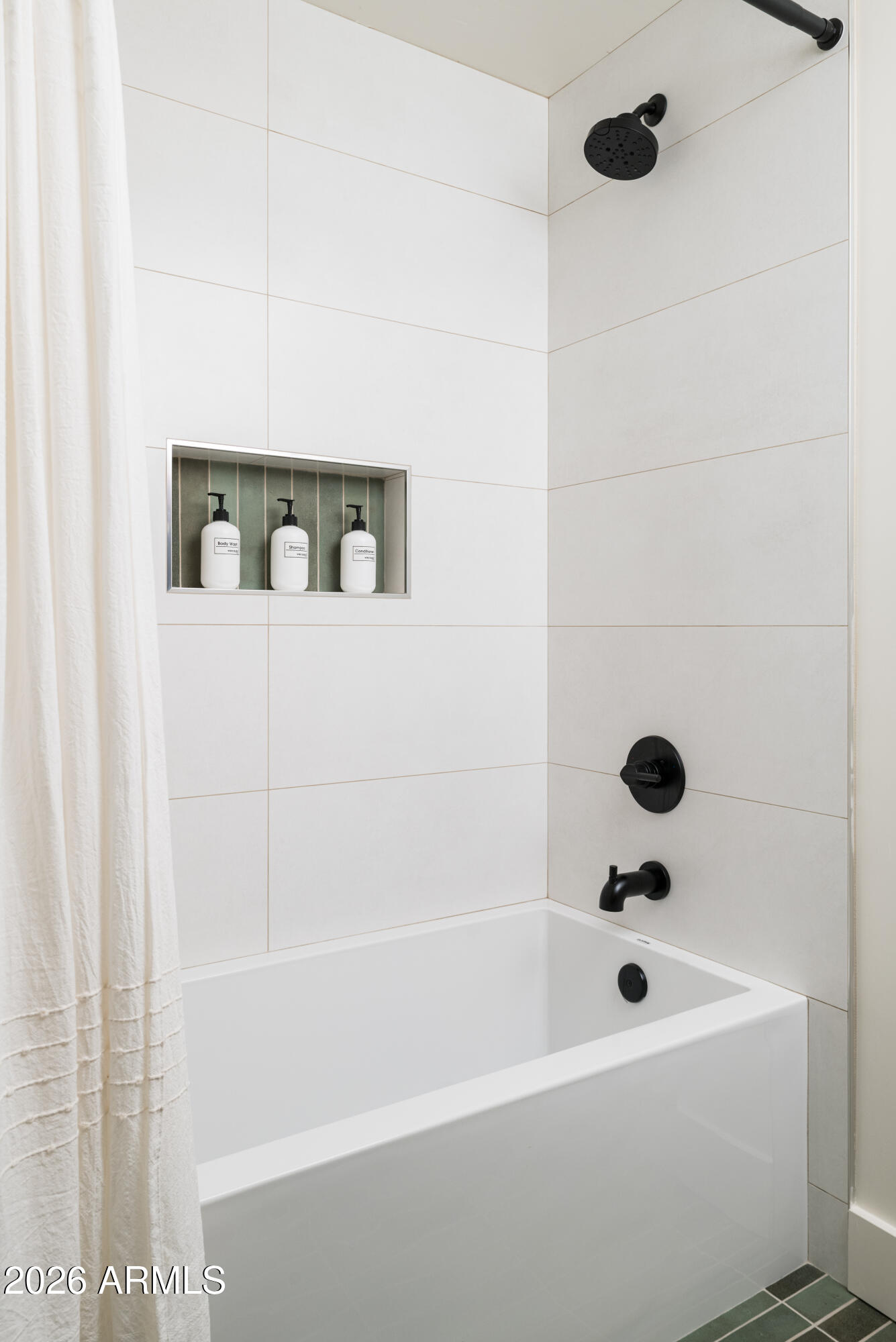 9833 E DESERT COVE Avenue