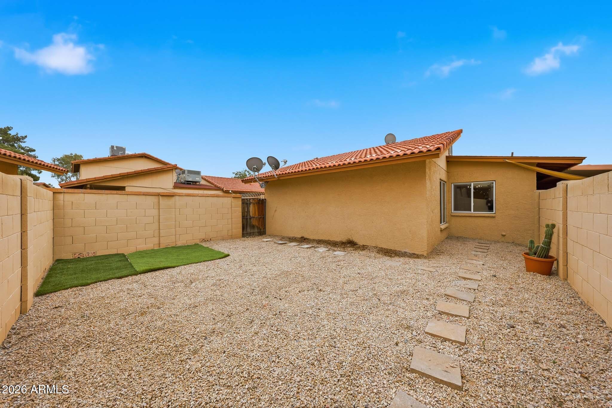 14837 N 25th Drive Unit 13