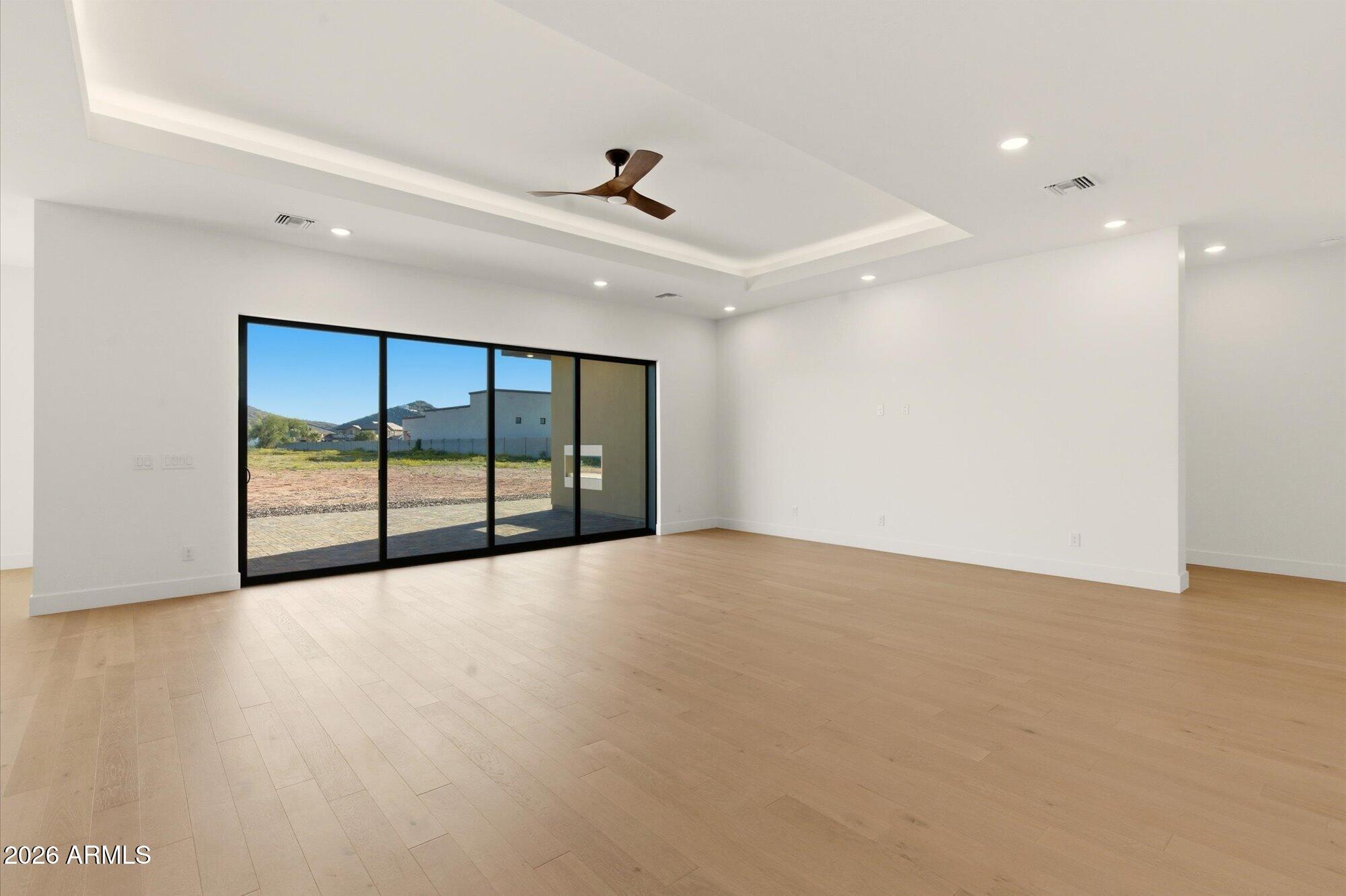 2991 W DESERT HILLS Drive 2