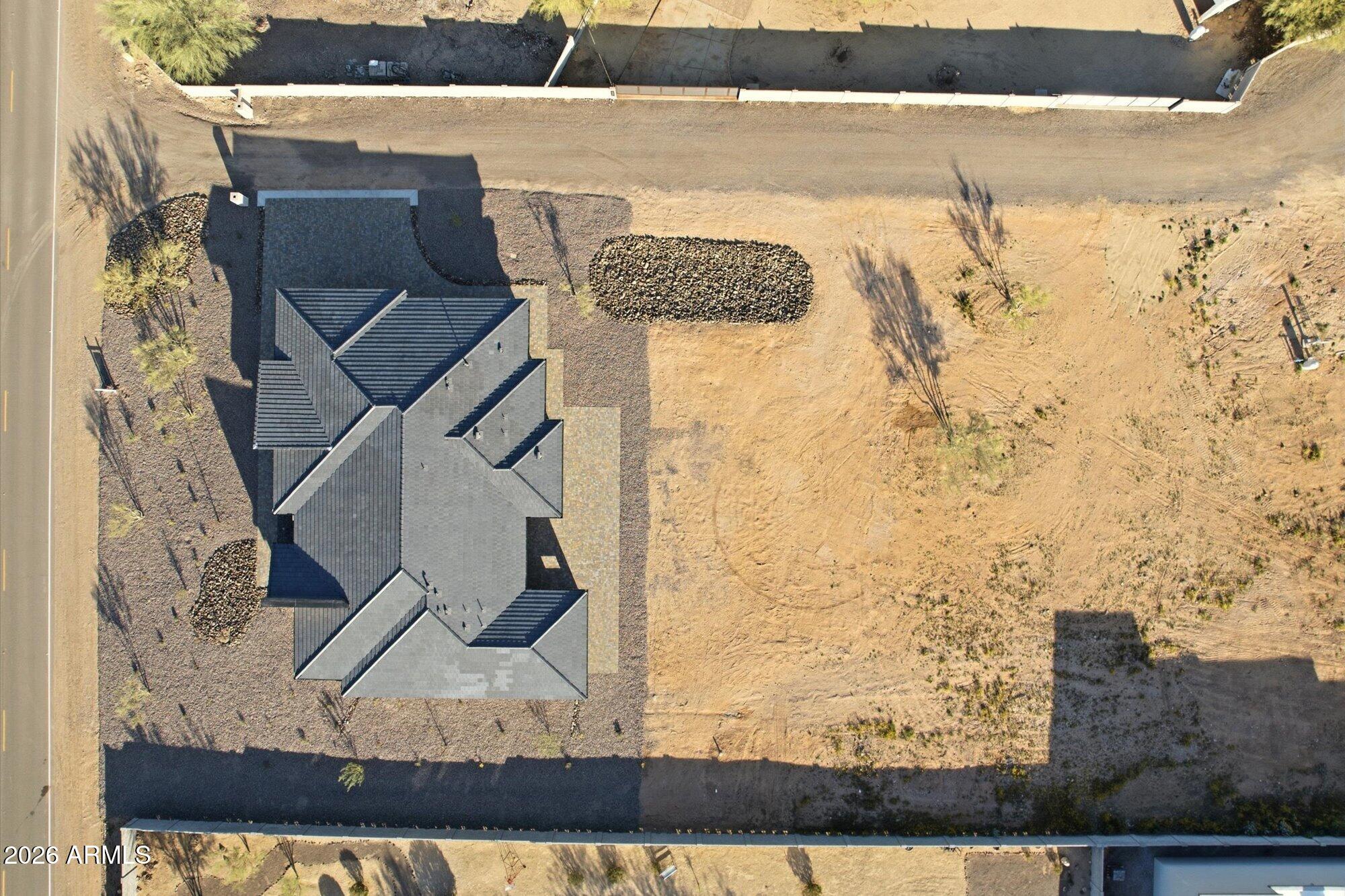 2991 W DESERT HILLS Drive 2