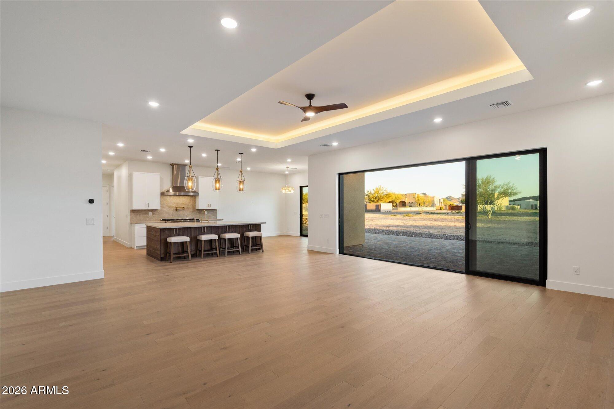 2991 W DESERT HILLS Drive 2