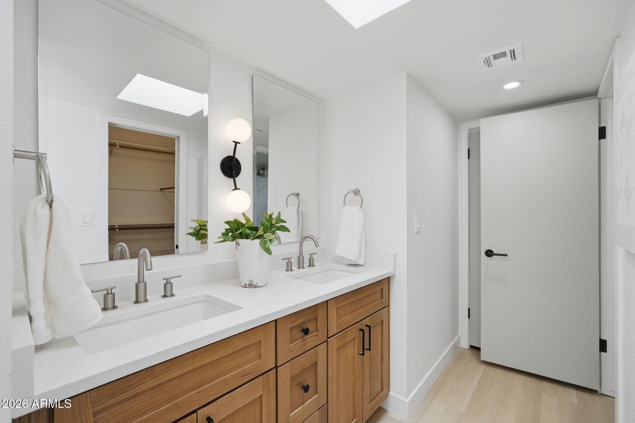 8330 N 21ST Drive J203