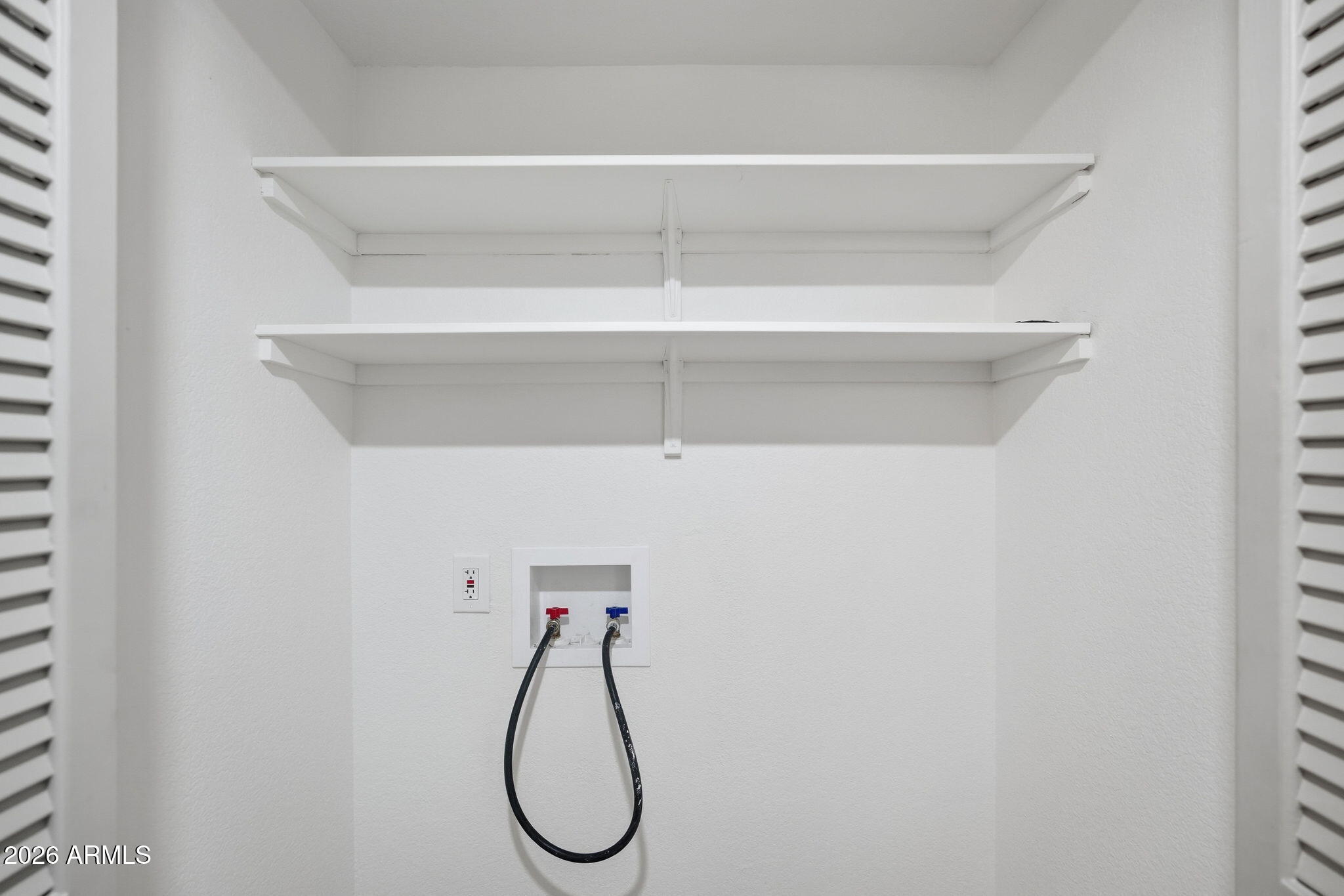 8330 N 21ST Drive J203