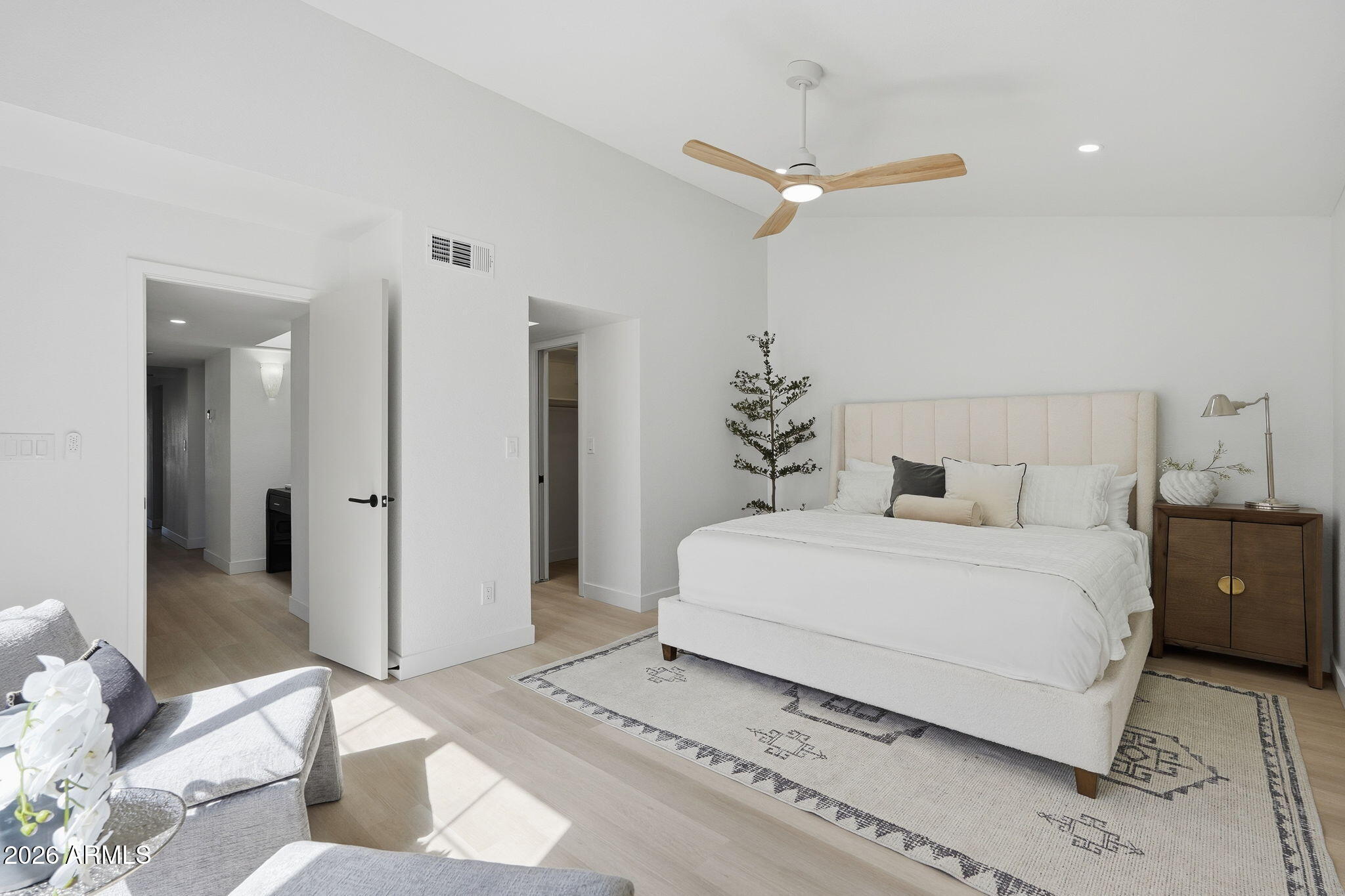 8330 N 21ST Drive J203