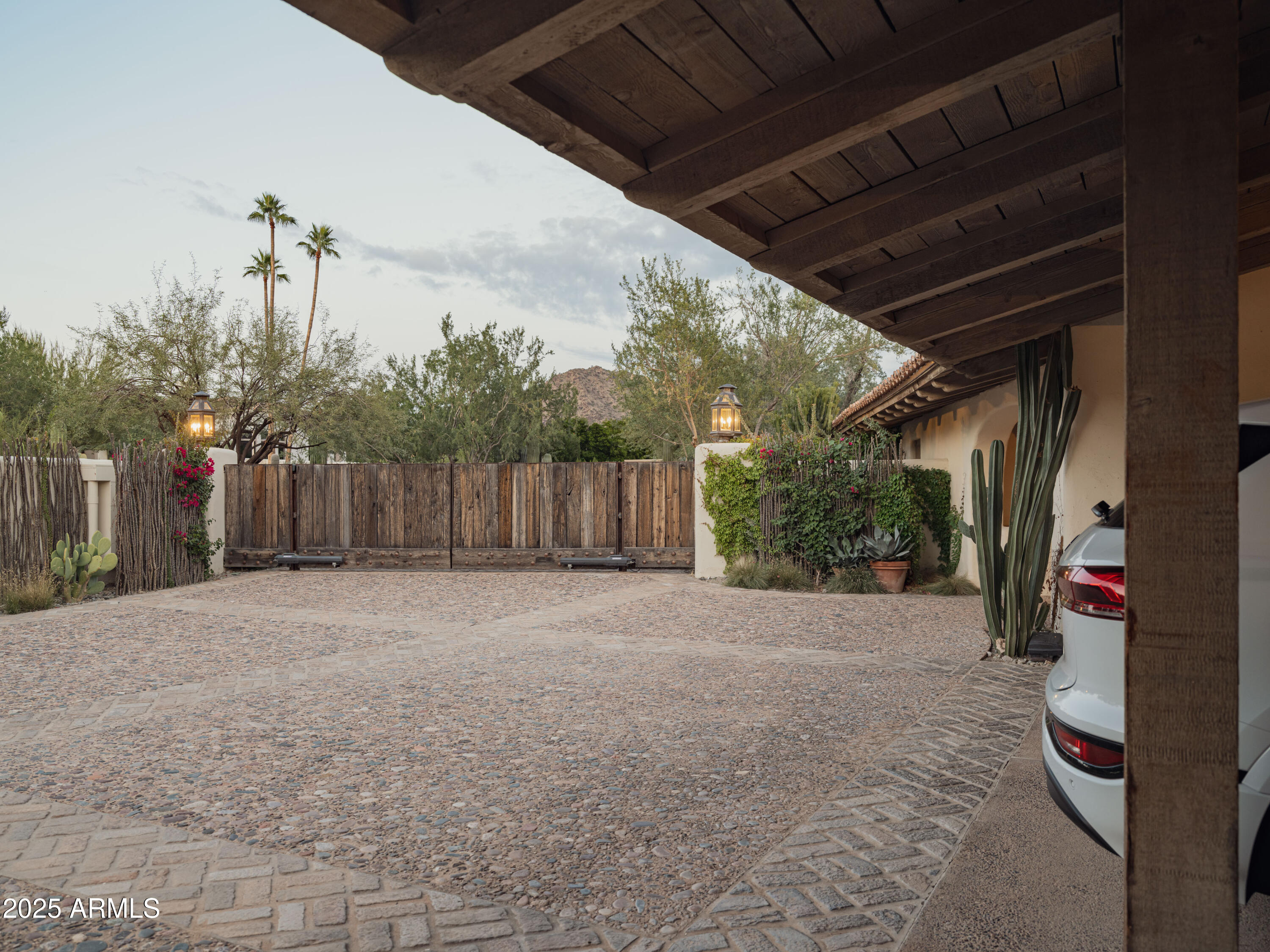 4747 E ARROYO VERDE Drive