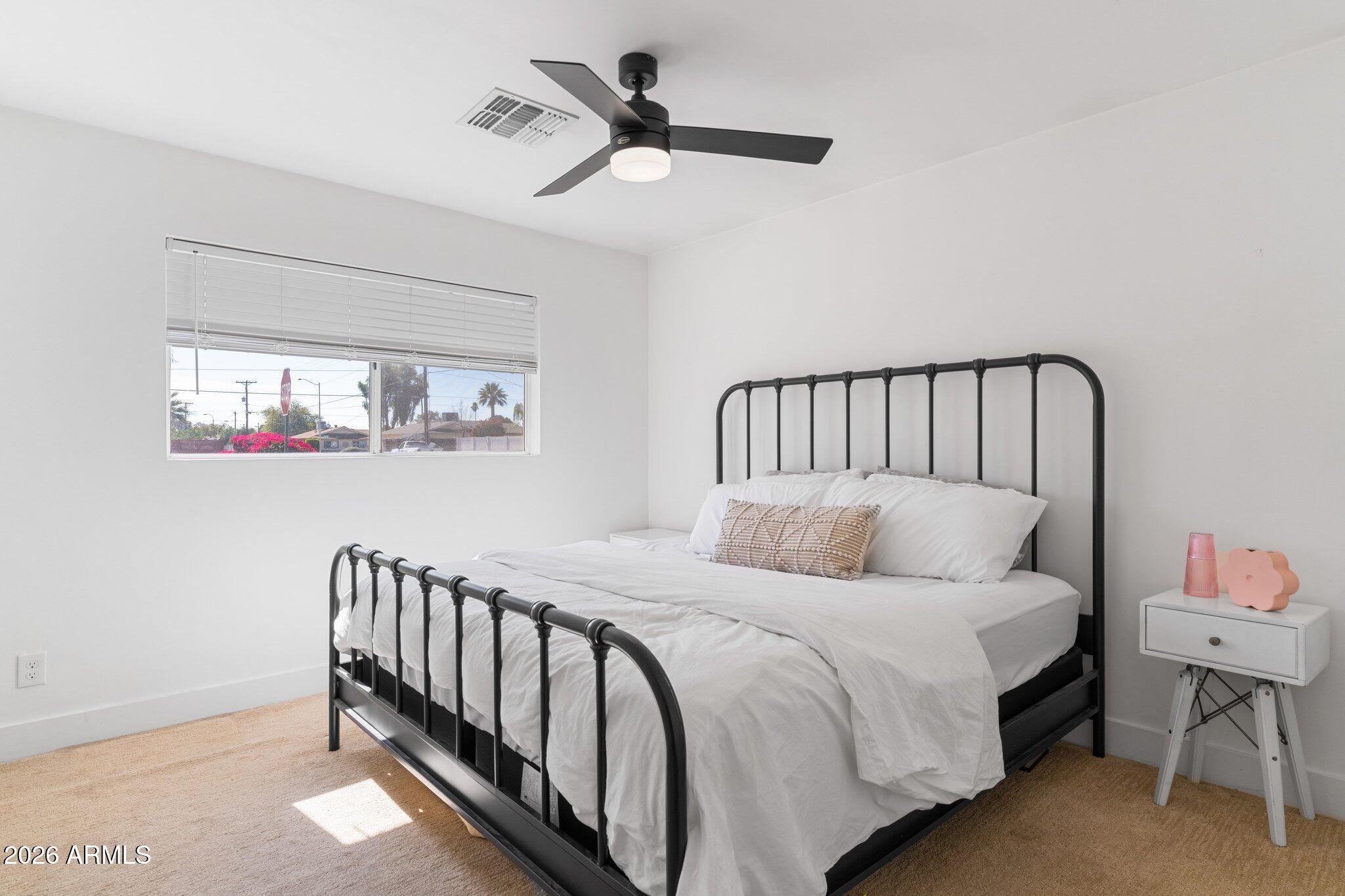 8602 E ROANOKE Avenue