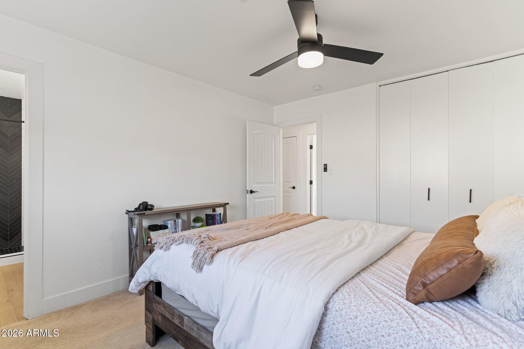 8602 E ROANOKE Avenue