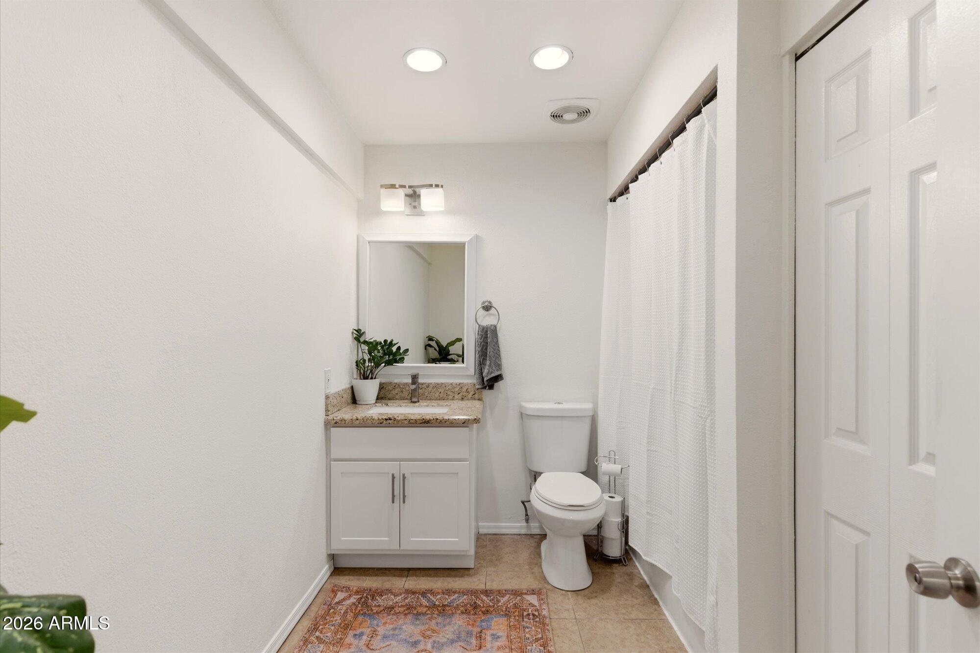 6040 N 15TH Street 26