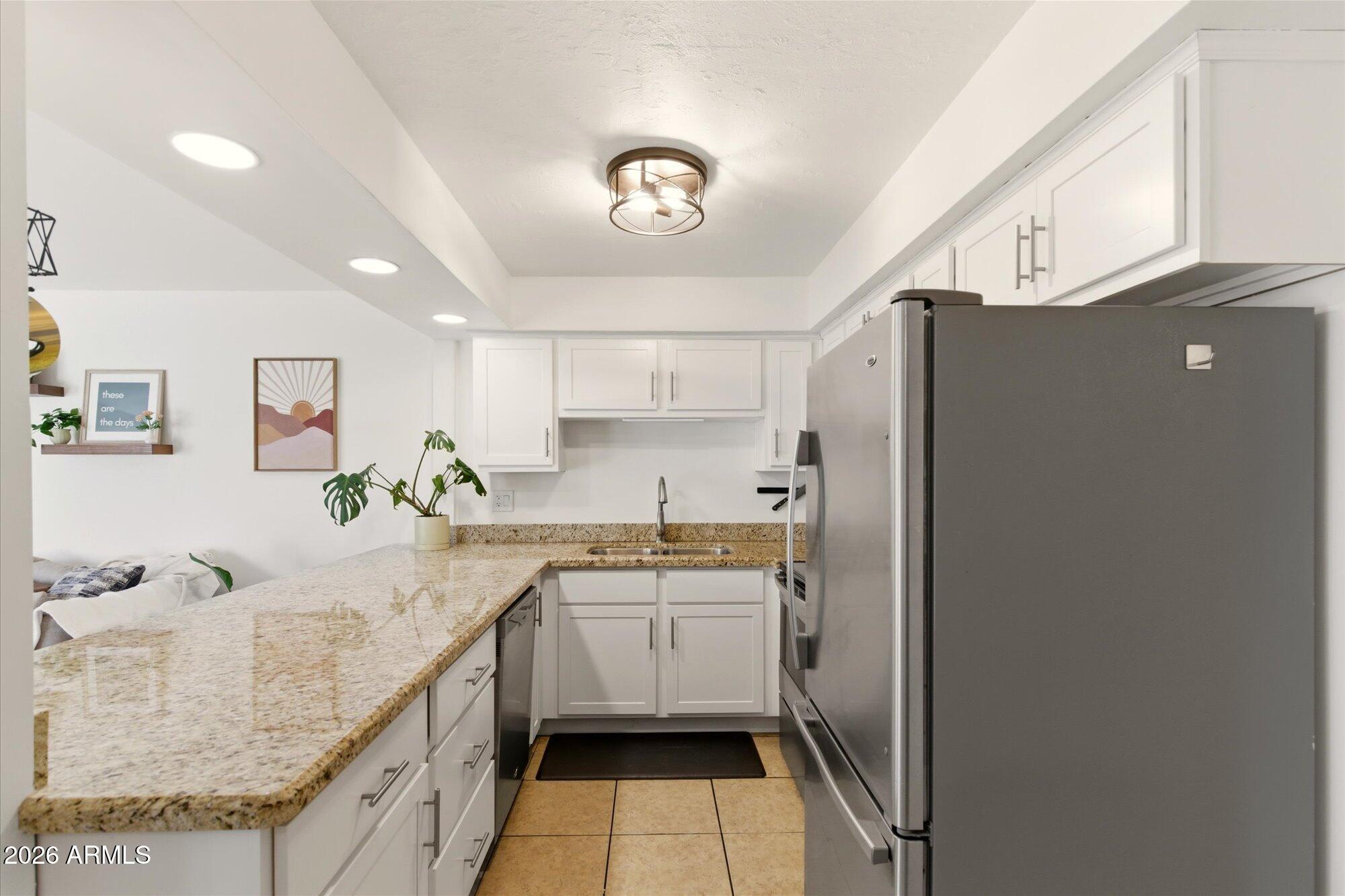 6040 N 15TH Street 26